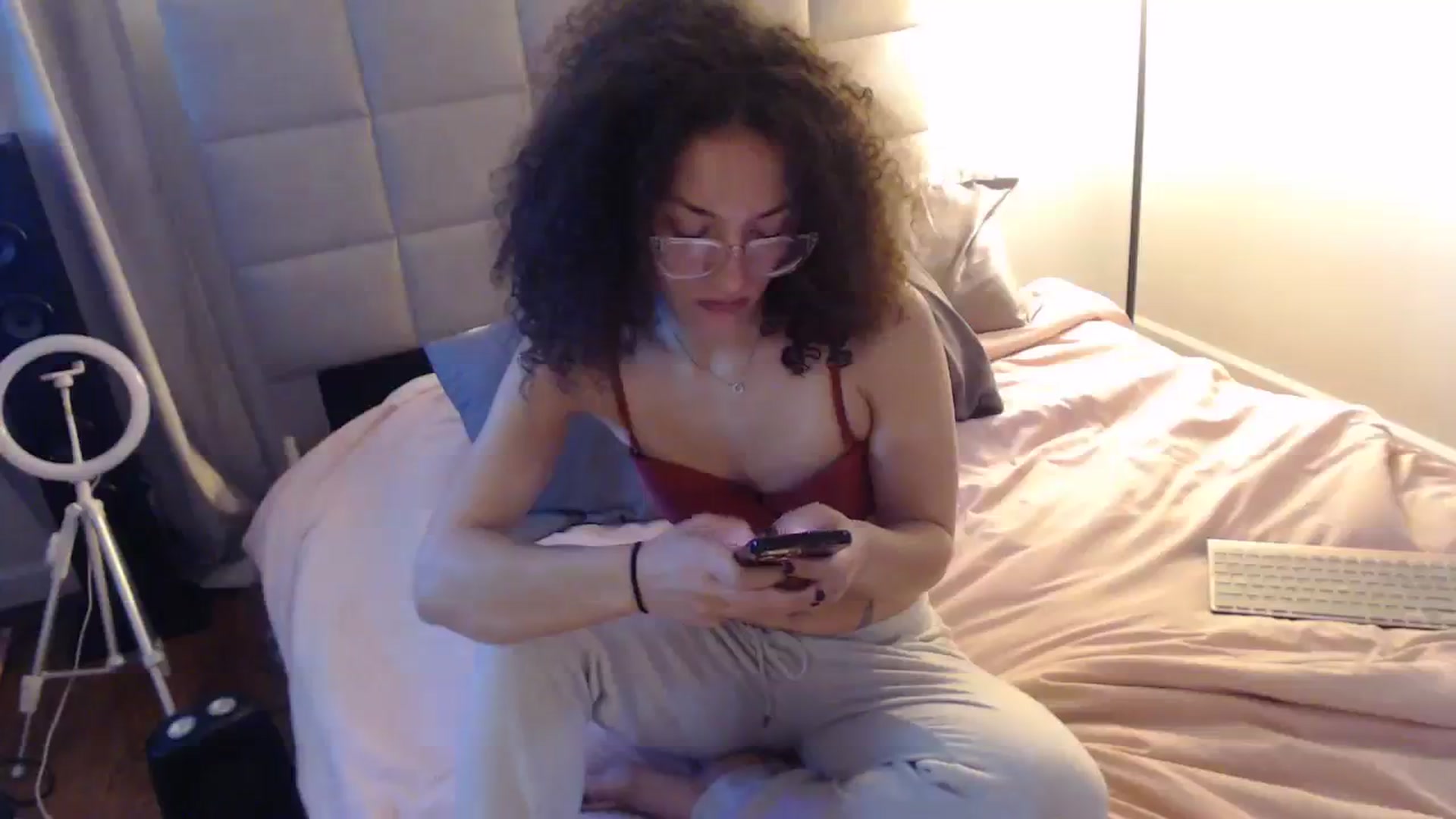 Gallery image thumbnail from cassandracane's myfreecams stream on, 02/28/2024, 14:10 image 3 of 20