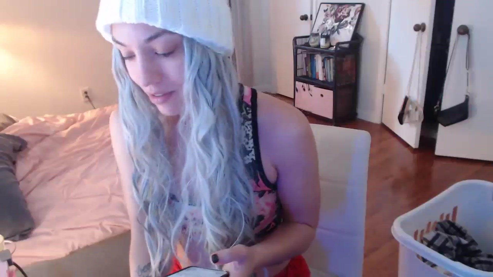 Gallery image thumbnail from cassandracane's myfreecams stream on, 02/29/2024, 14:19 image 20 of 20