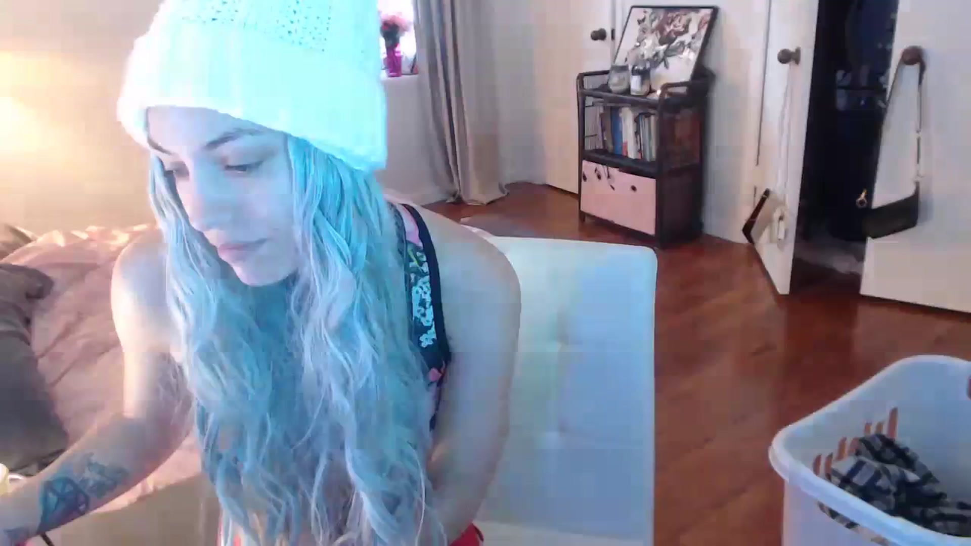 Gallery image thumbnail from cassandracane's myfreecams stream on, 02/29/2024, 14:19 image 12 of 20