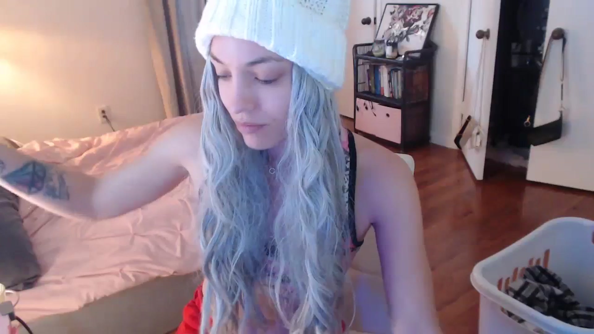 Gallery image thumbnail from cassandracane's myfreecams stream on, 02/29/2024, 14:19 image 16 of 20