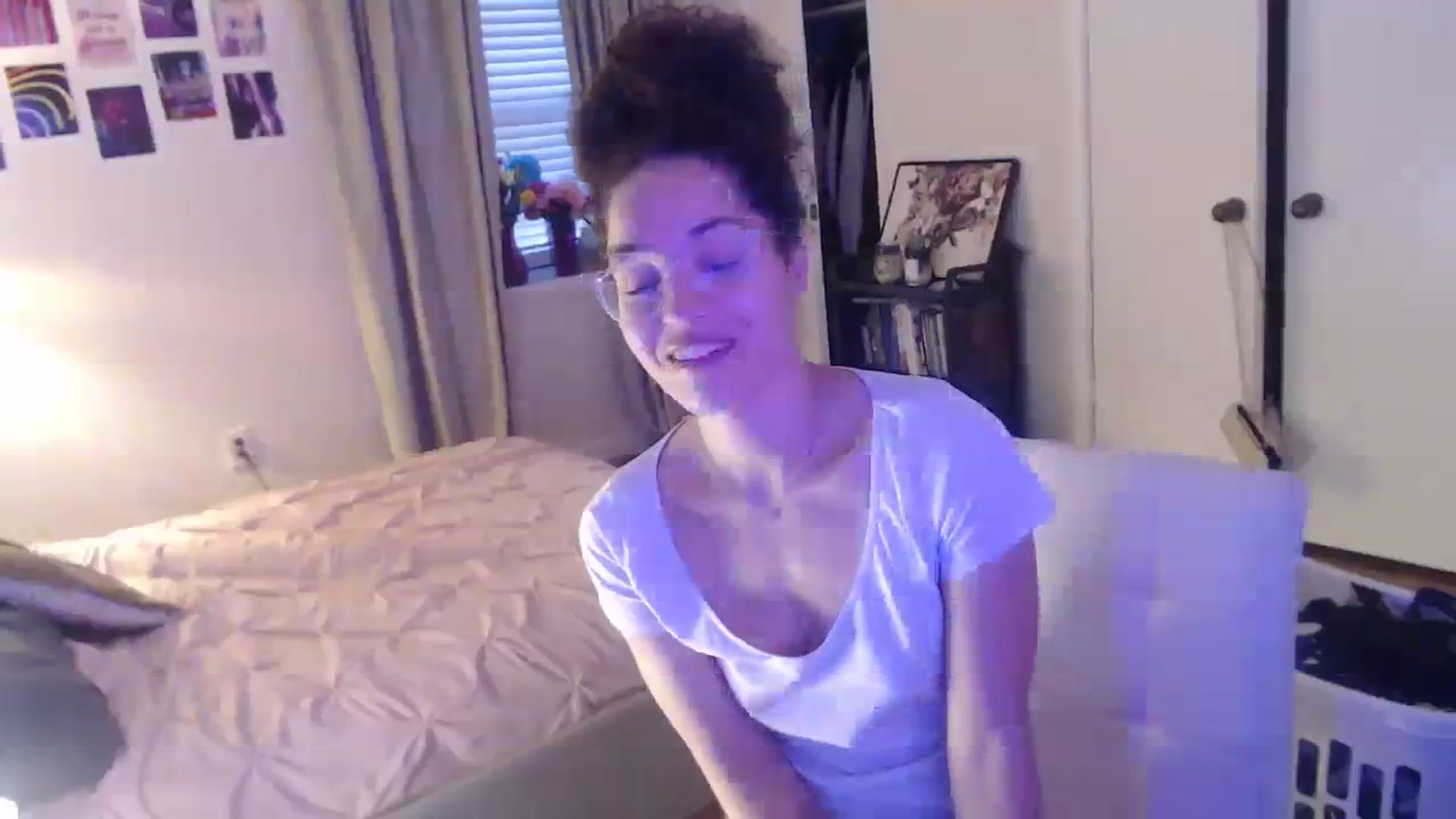 Gallery image thumbnail from cassandracane's myfreecams stream on, 03/01/2024, 13:58 image 11 of 20