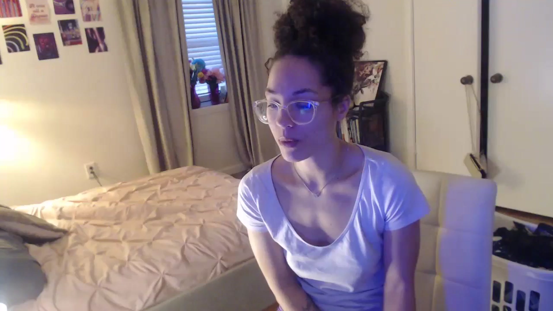 Gallery image thumbnail from cassandracane's myfreecams stream on, 03/01/2024, 13:58 image 10 of 20