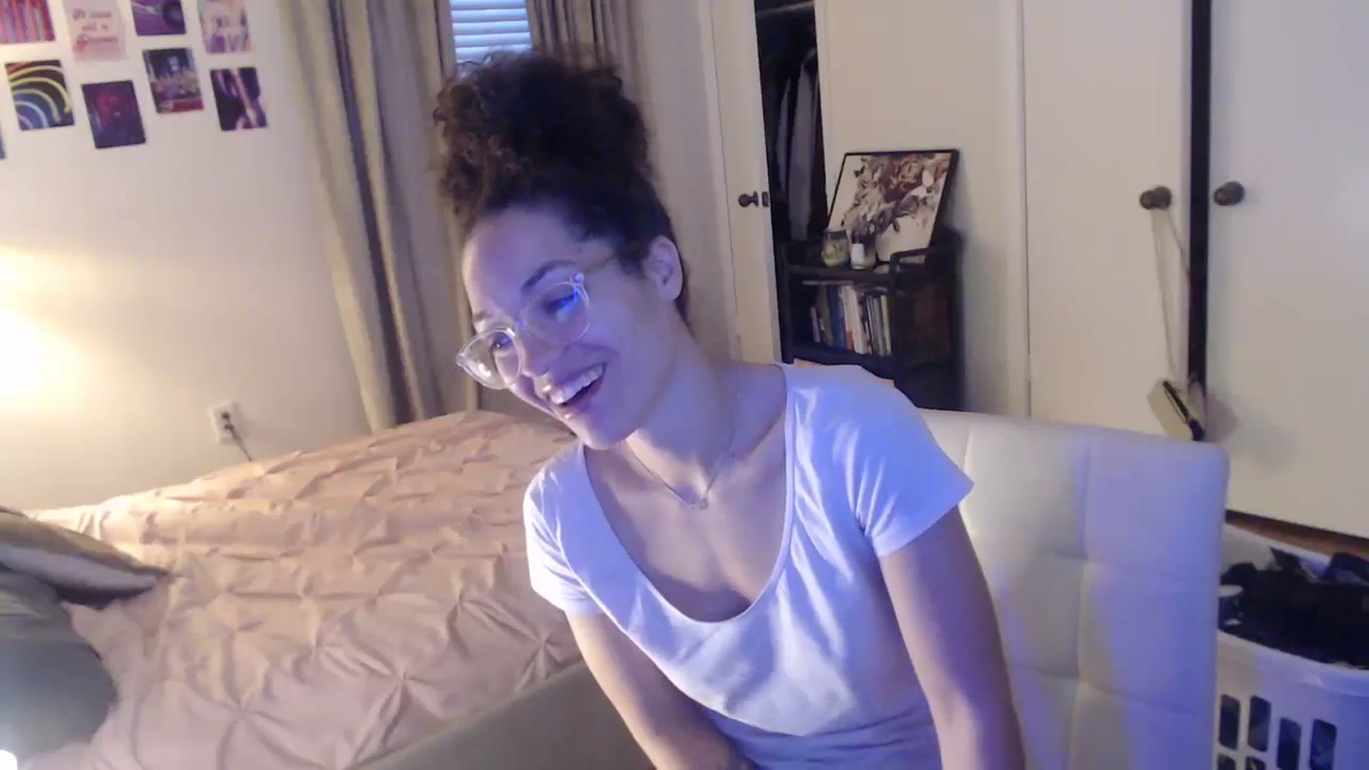 Gallery image thumbnail from cassandracane's myfreecams stream on, 03/01/2024, 13:58 image 9 of 20