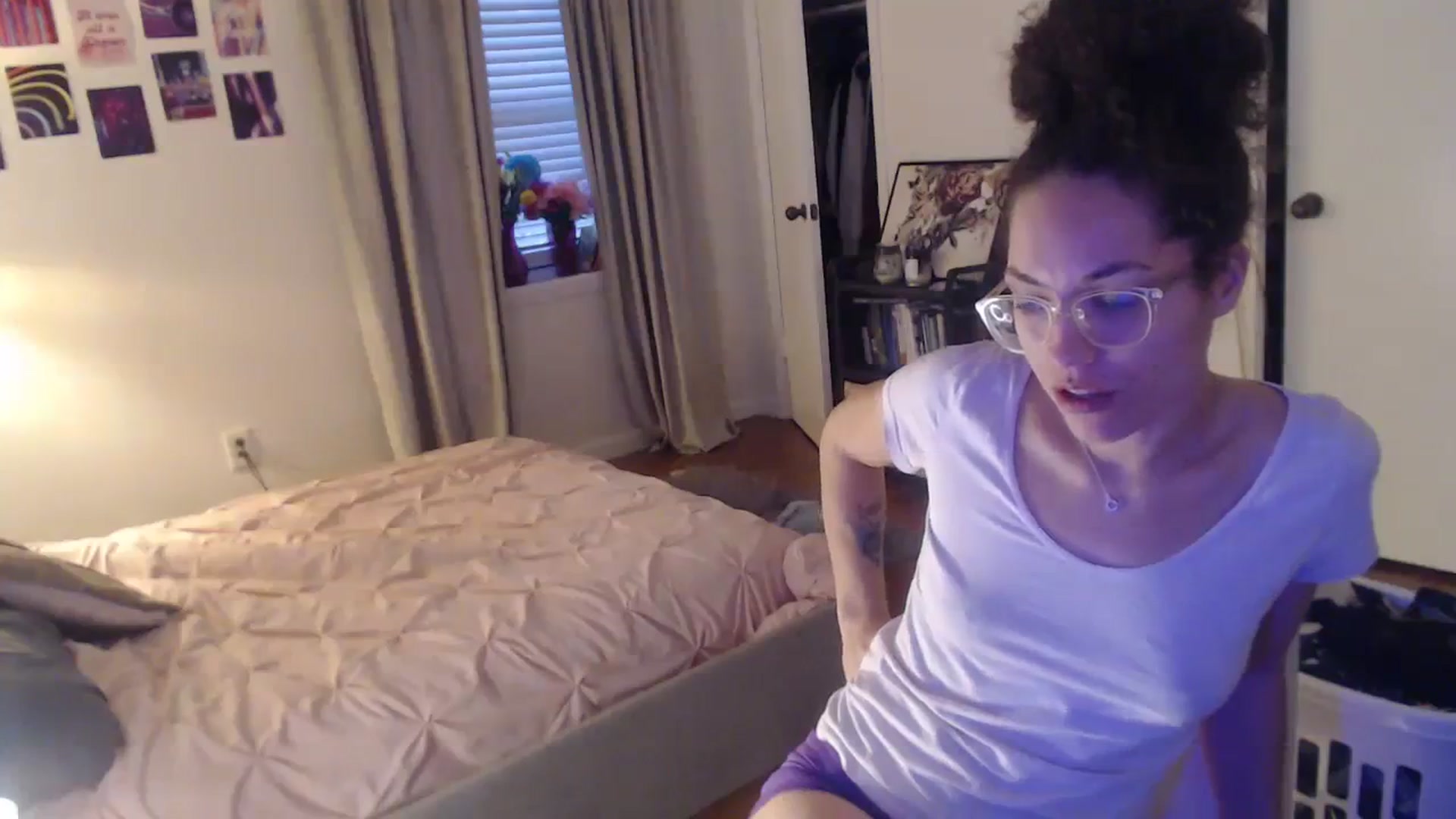 Gallery image thumbnail from cassandracane's myfreecams stream on, 03/01/2024, 13:58 image 4 of 20
