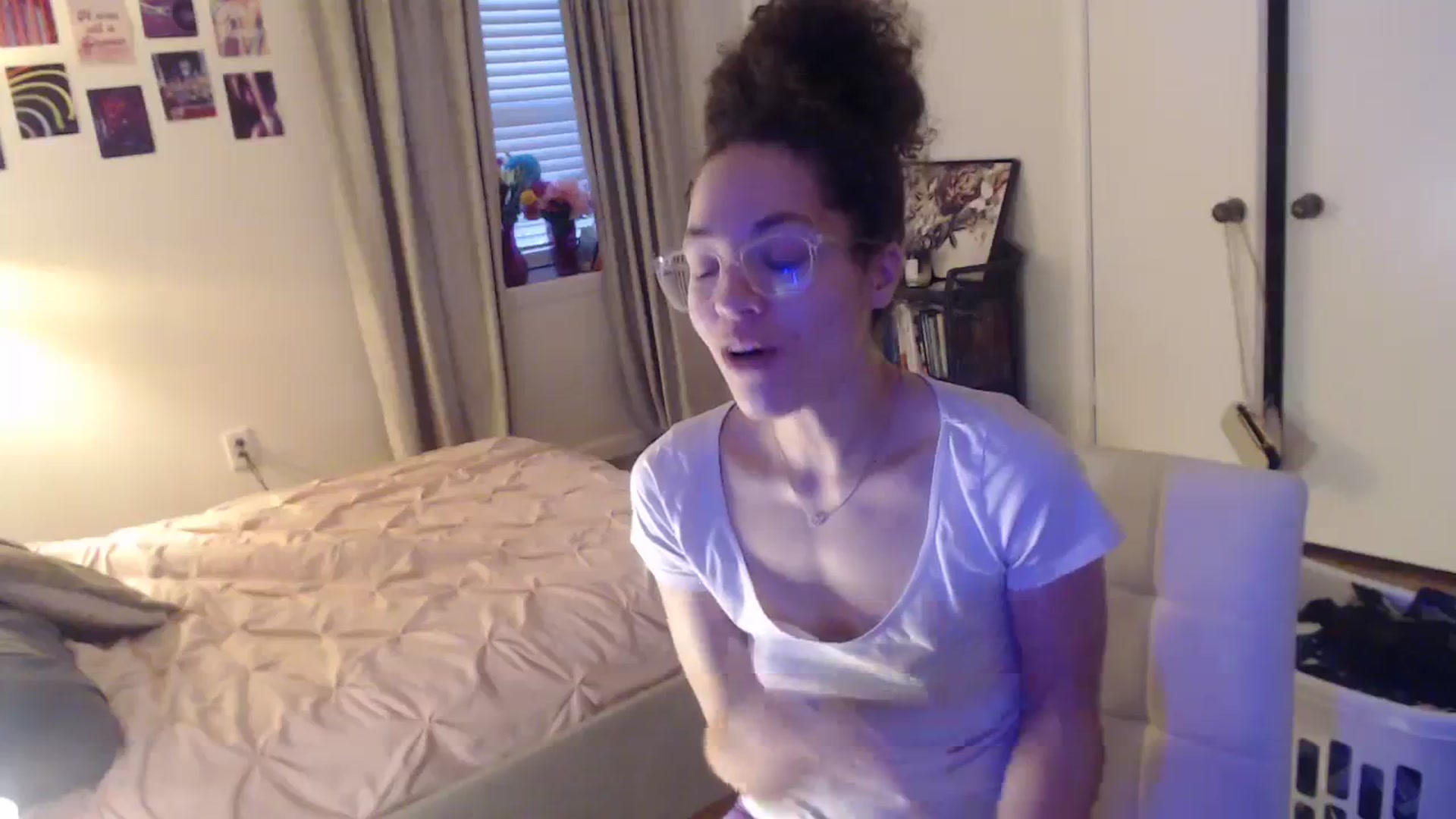 Gallery image thumbnail from cassandracane's myfreecams stream on, 03/01/2024, 13:58 image 2 of 20