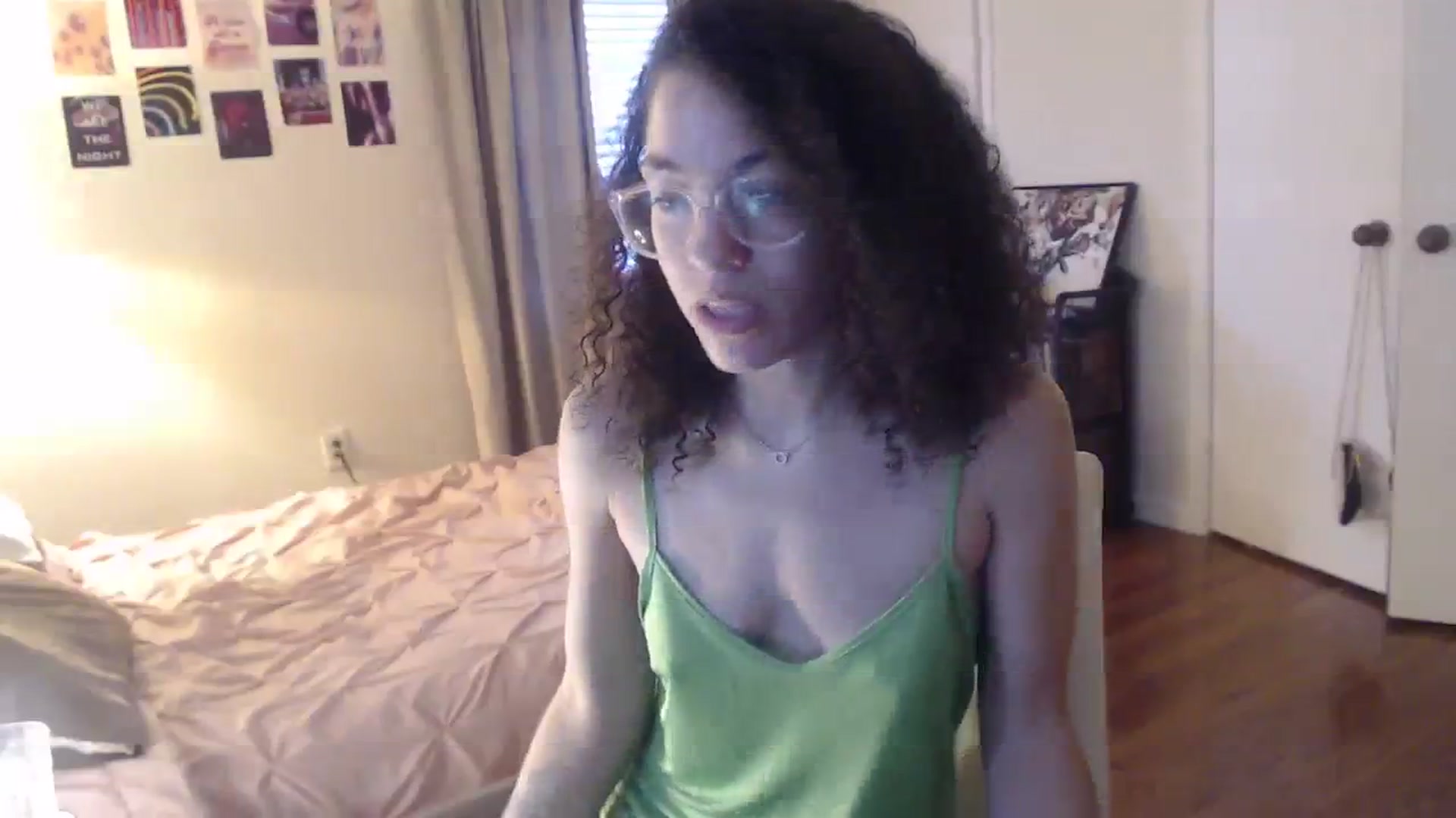 Gallery image thumbnail from cassandracane's myfreecams stream on, 03/05/2024, 14:24 image 6 of 20