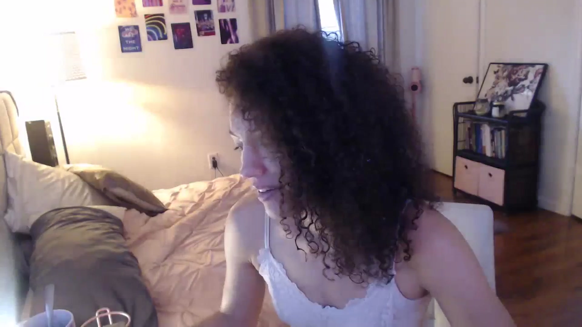 Gallery image thumbnail from cassandracane's myfreecams stream on, 03/11/2024, 12:30 image 11 of 20