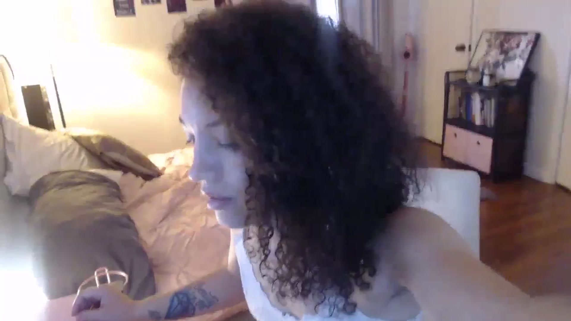 Gallery image thumbnail from cassandracane's myfreecams stream on, 03/11/2024, 12:30 image 15 of 20