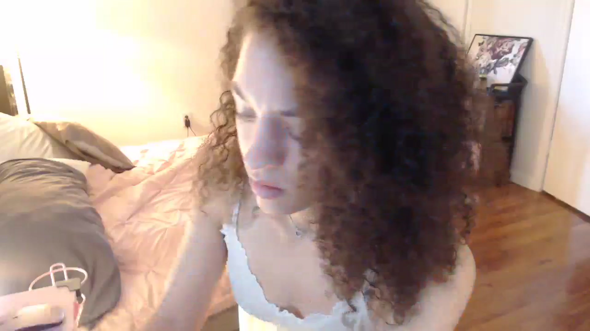 Gallery image thumbnail from cassandracane's myfreecams stream on, 03/11/2024, 13:38 image 4 of 20