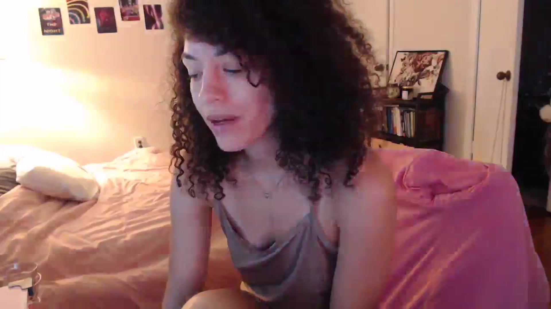 Gallery image thumbnail from cassandracane's myfreecams stream on, 03/25/2024, 12:31 image 11 of 20