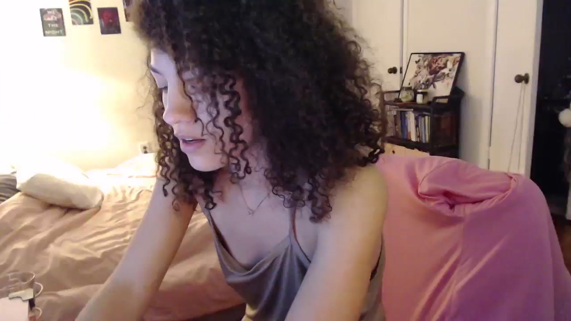 Gallery image thumbnail from cassandracane's myfreecams stream on, 03/25/2024, 12:31 image 8 of 20