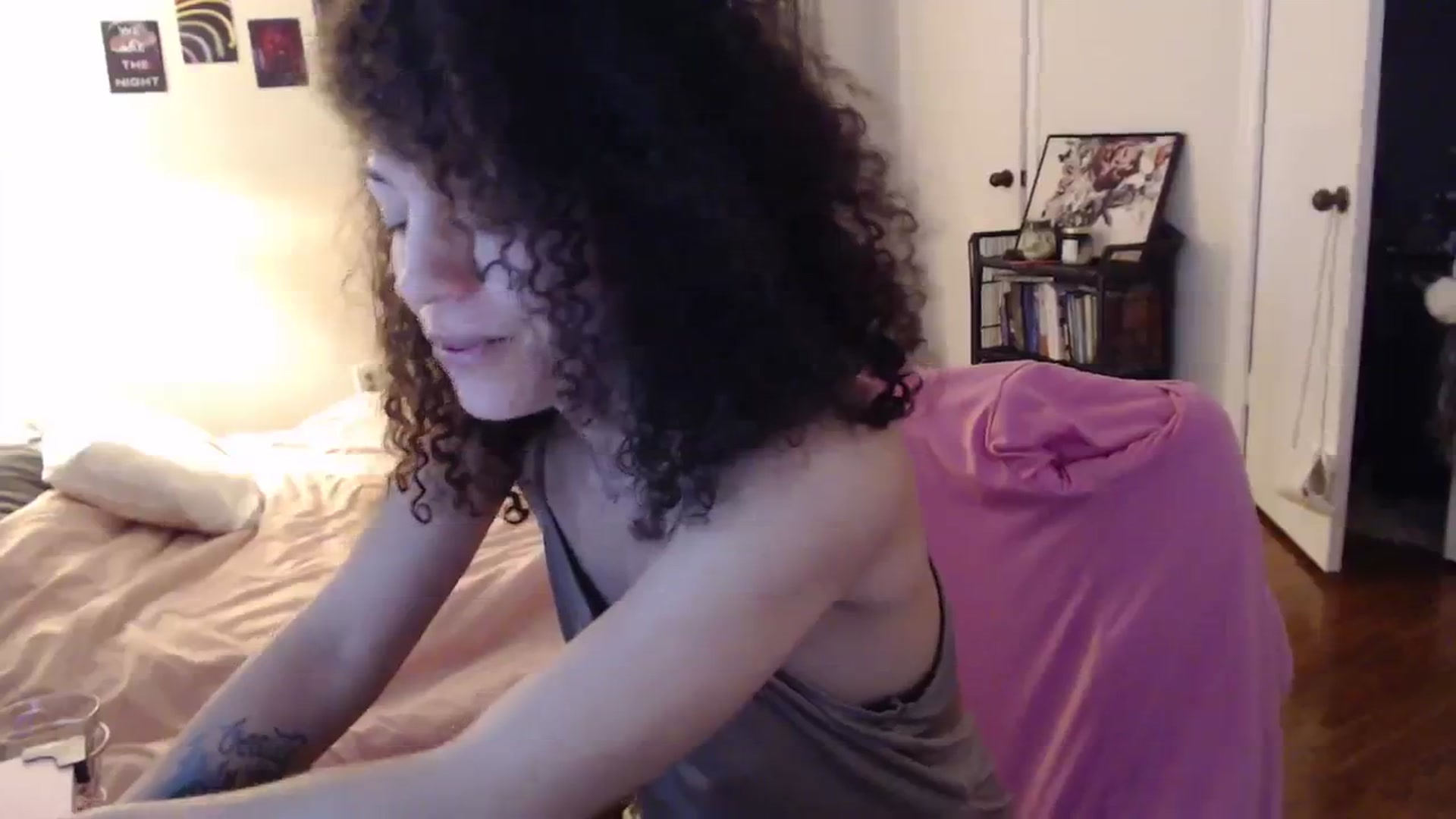 Gallery image thumbnail from cassandracane's myfreecams stream on, 03/25/2024, 12:31 image 14 of 20