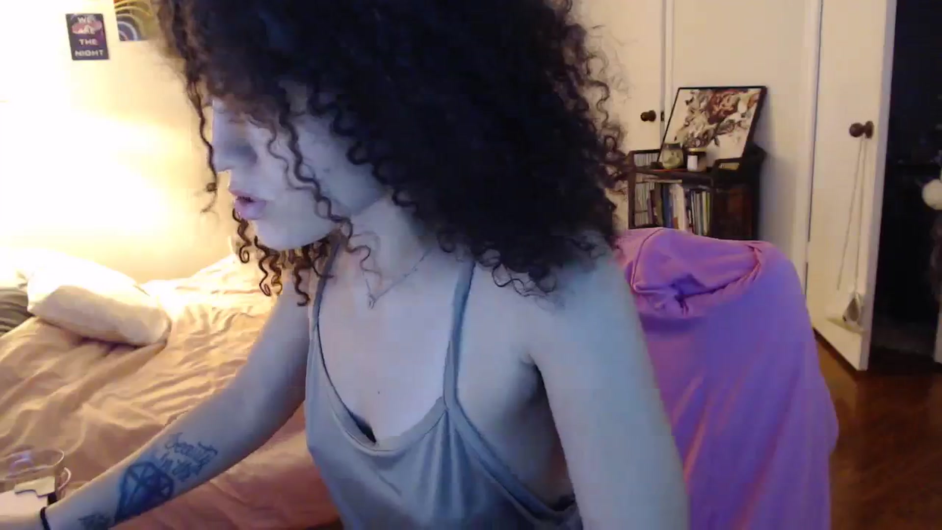 Gallery image thumbnail from cassandracane's myfreecams stream on, 03/25/2024, 12:31 image 15 of 20