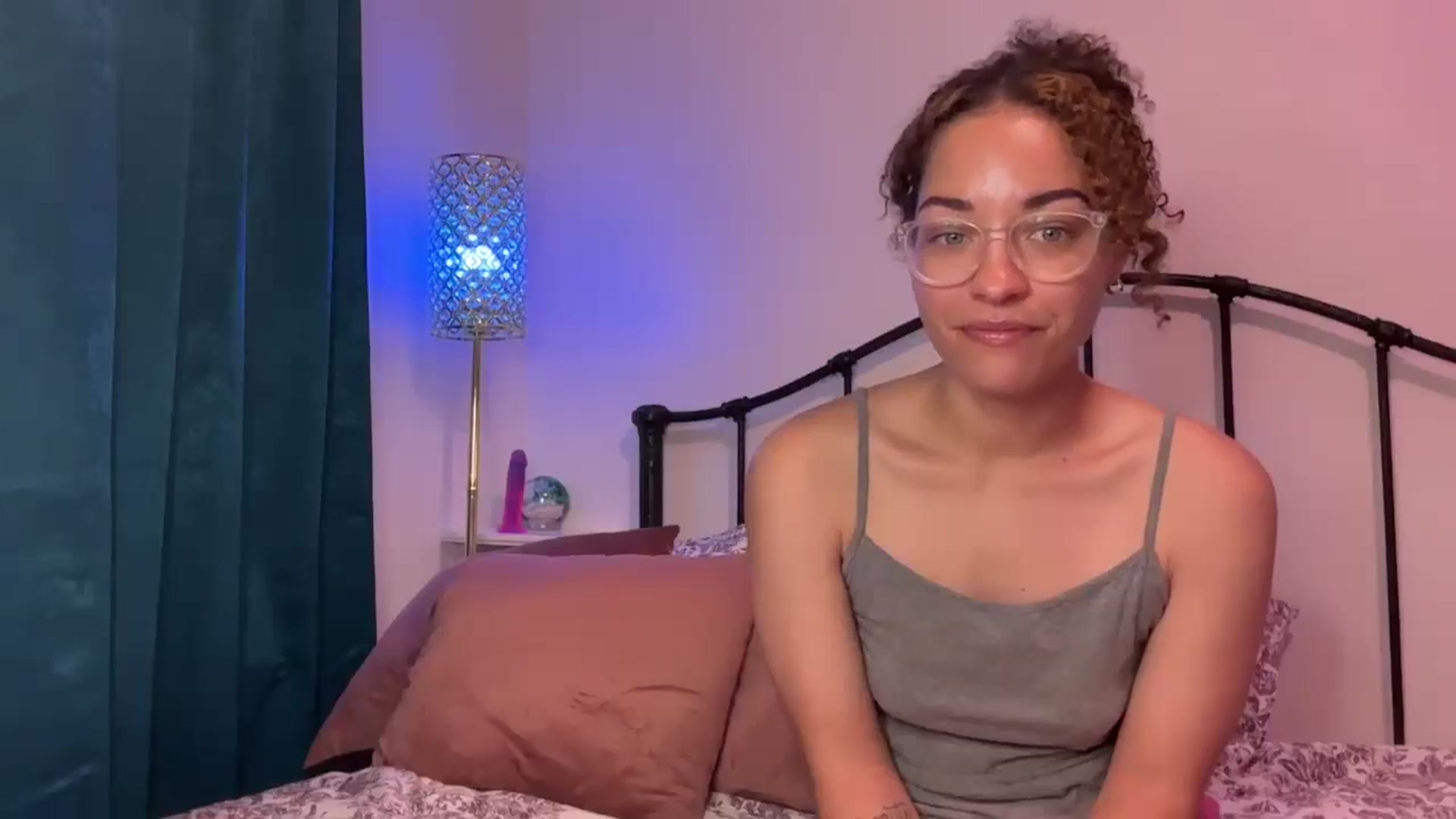 Gallery image thumbnail from cassandracane's myfreecams stream on, 11/06/2025, 18:15 image 20 of 20
