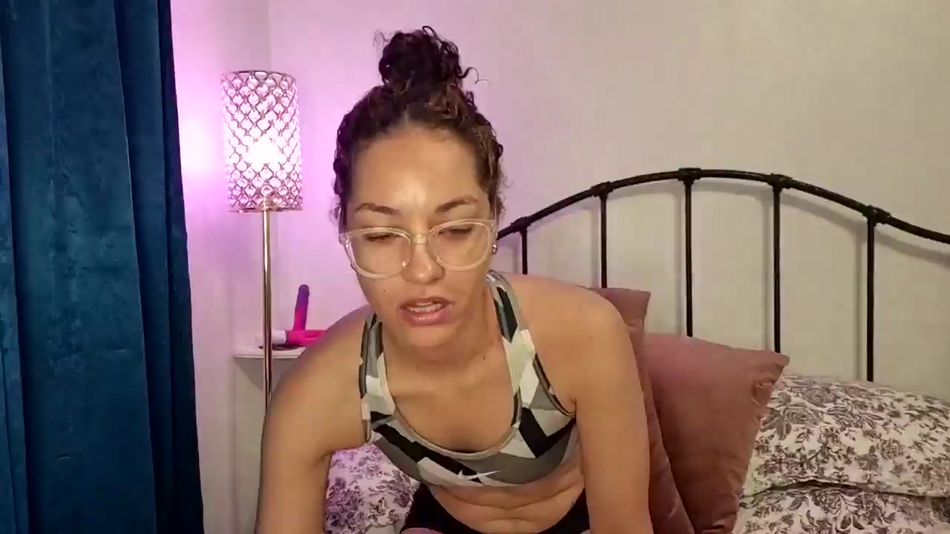 Gallery image thumbnail from cassandracane's myfreecams stream on, 11/14/2025, 15:00 image 16 of 20