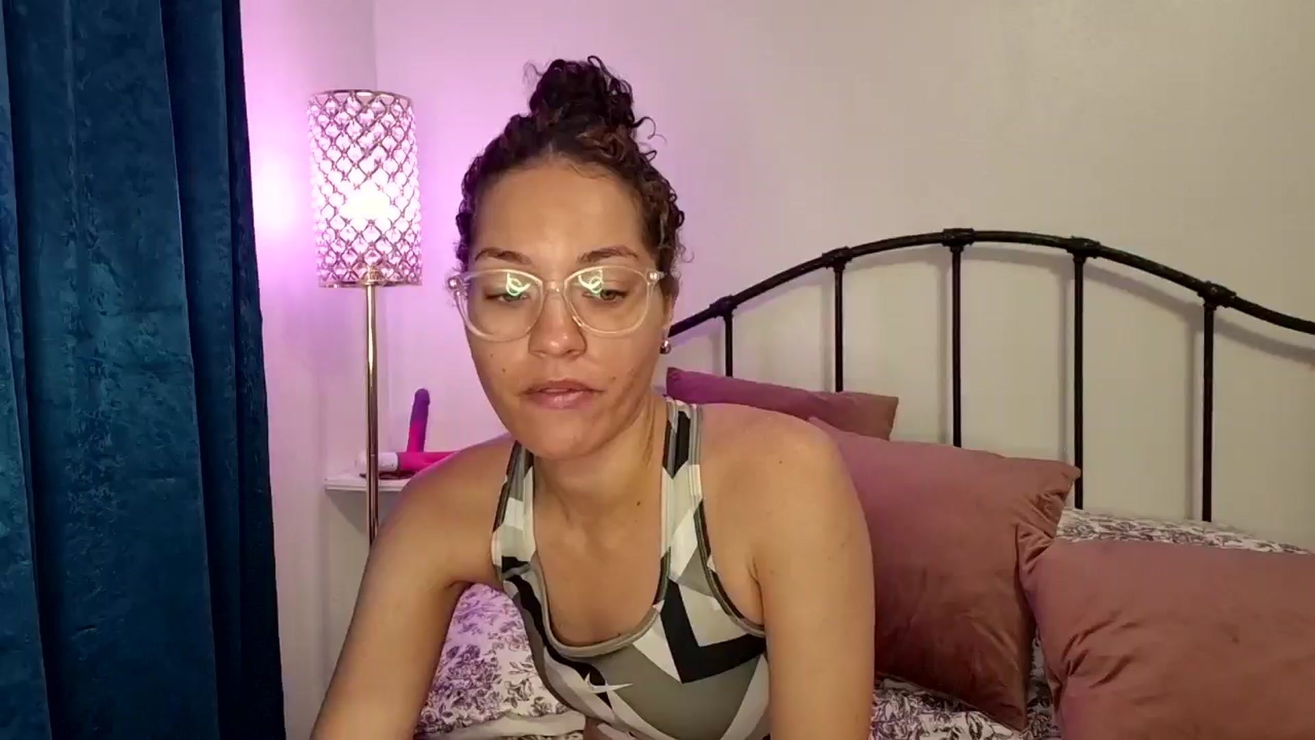 Gallery image thumbnail from cassandracane's myfreecams stream on, 11/14/2025, 15:00 image 1 of 20
