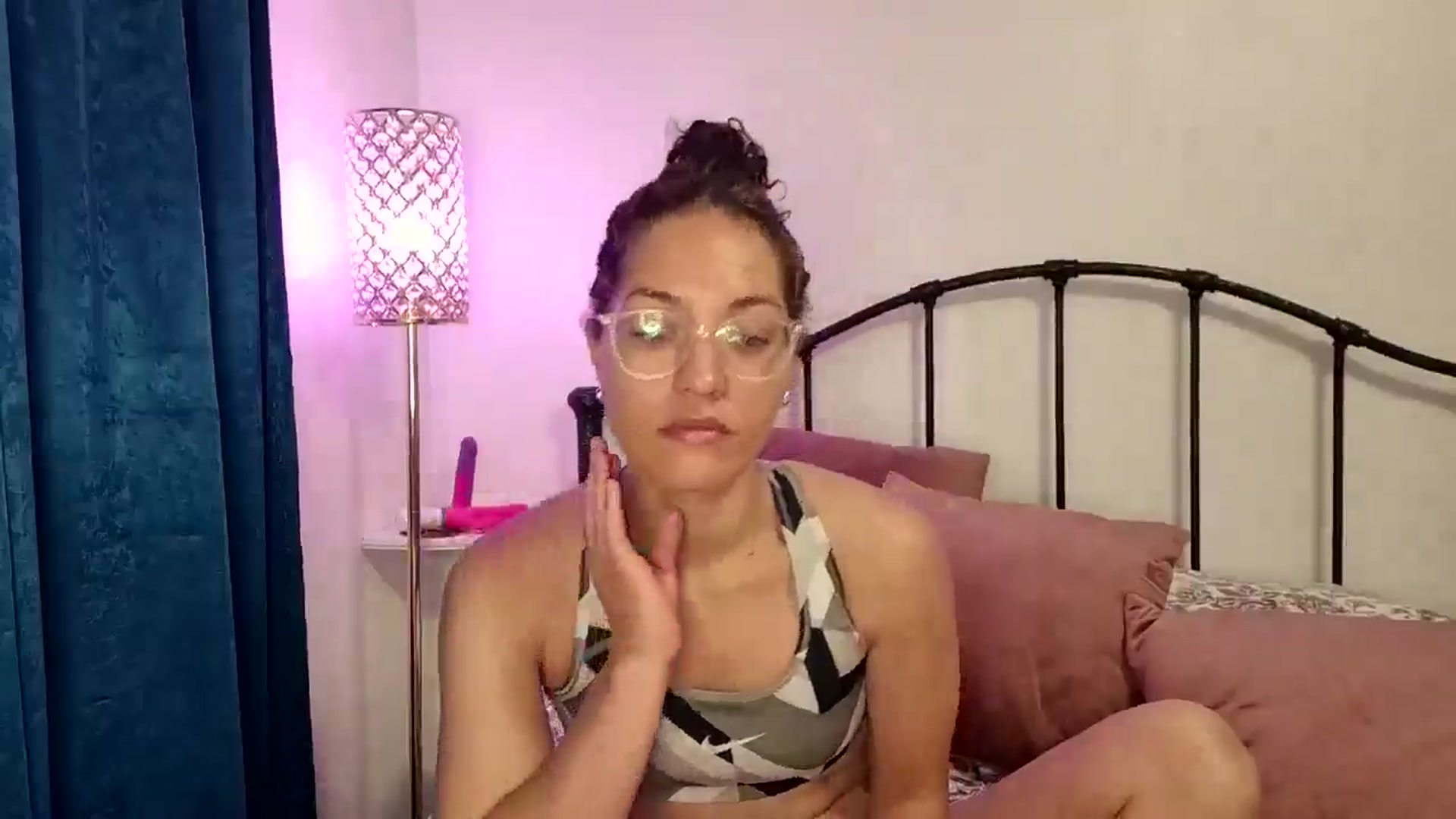Gallery image thumbnail from cassandracane's myfreecams stream on, 11/14/2025, 15:00 image 9 of 20