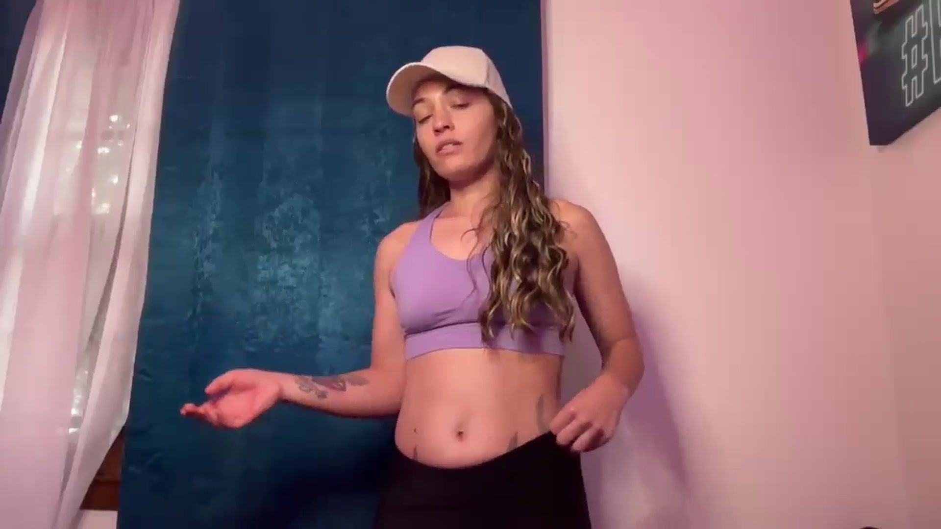 Gallery image thumbnail from cassandracane's myfreecams stream on, 11/17/2025, 18:41 image 11 of 20
