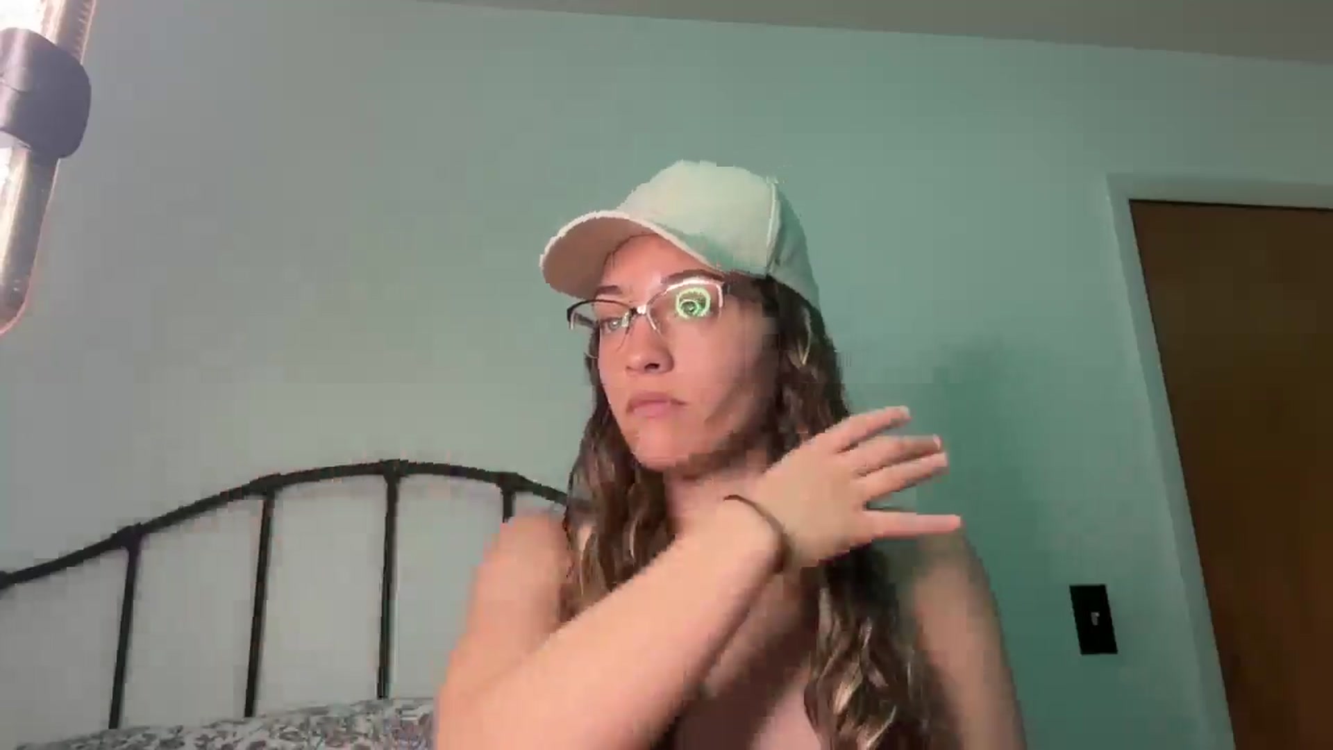 Gallery image thumbnail from cassandracane's myfreecams stream on, 12/17/2025, 18:42 image 2 of 20