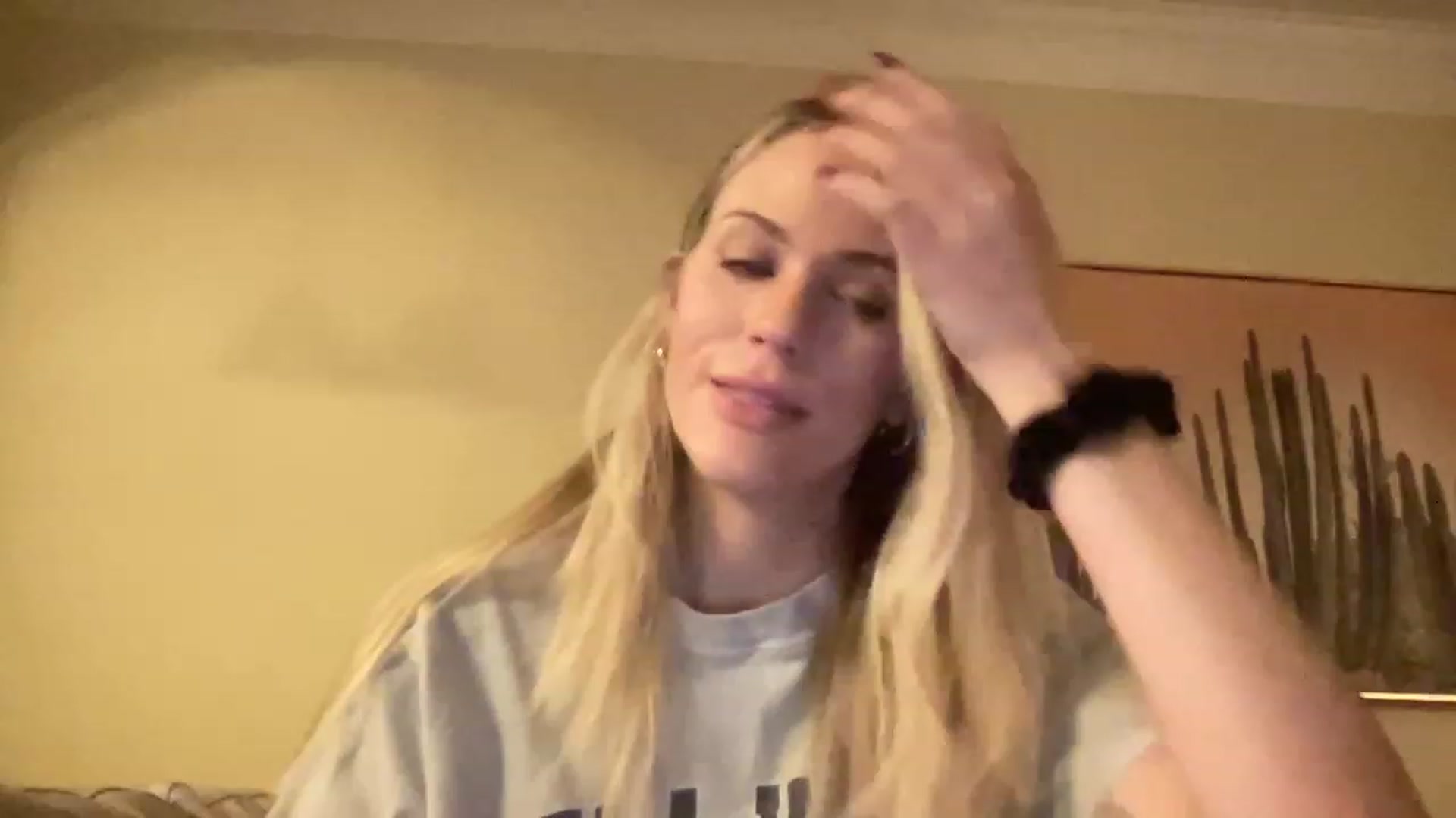 Gallery image thumbnail from casskitten's myfreecams stream on, 12/14/2022, 23:59 image 5 of 20