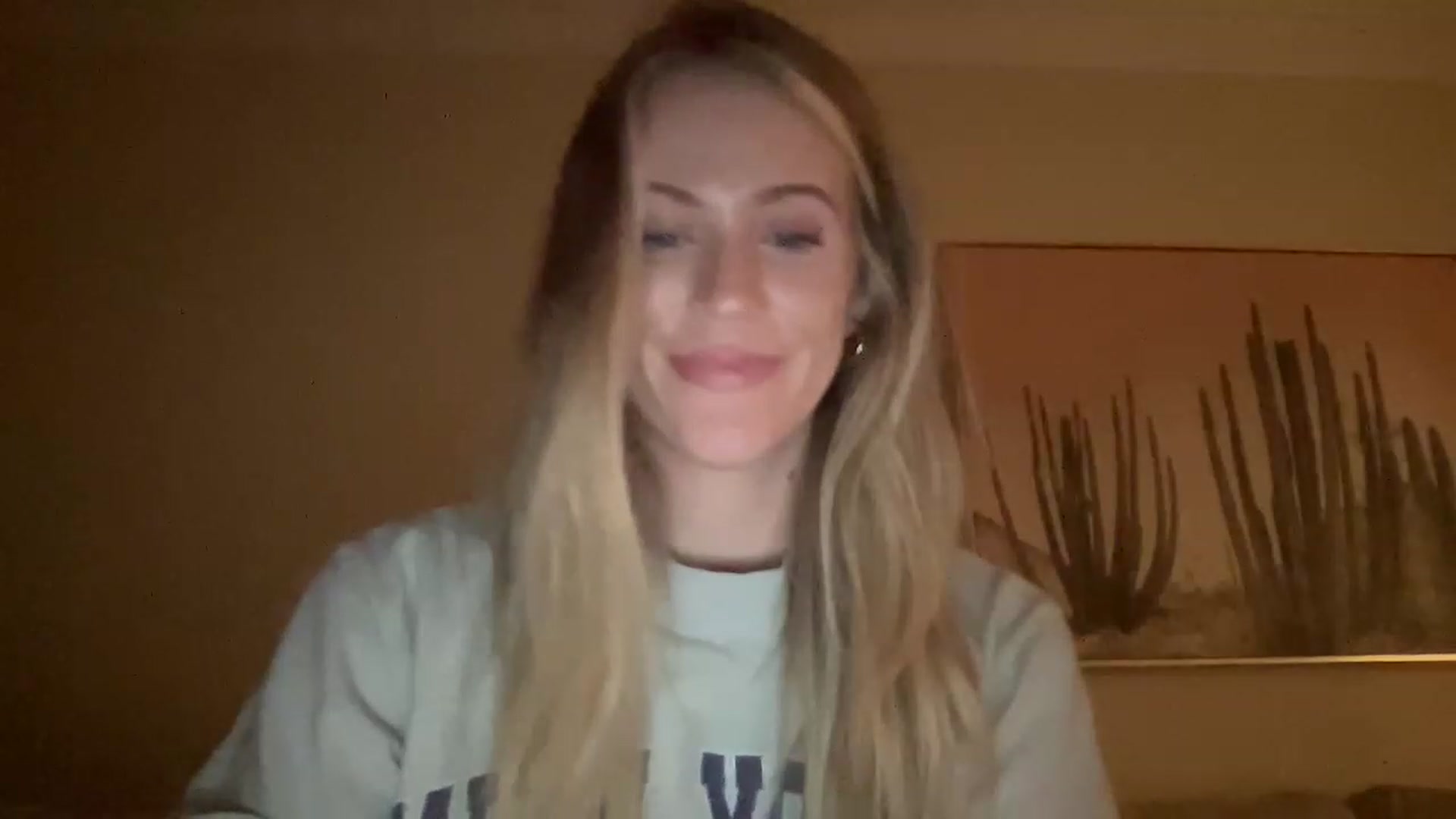 Gallery image thumbnail from casskitten's myfreecams stream on, 12/15/2022, 24:14 image 2 of 20