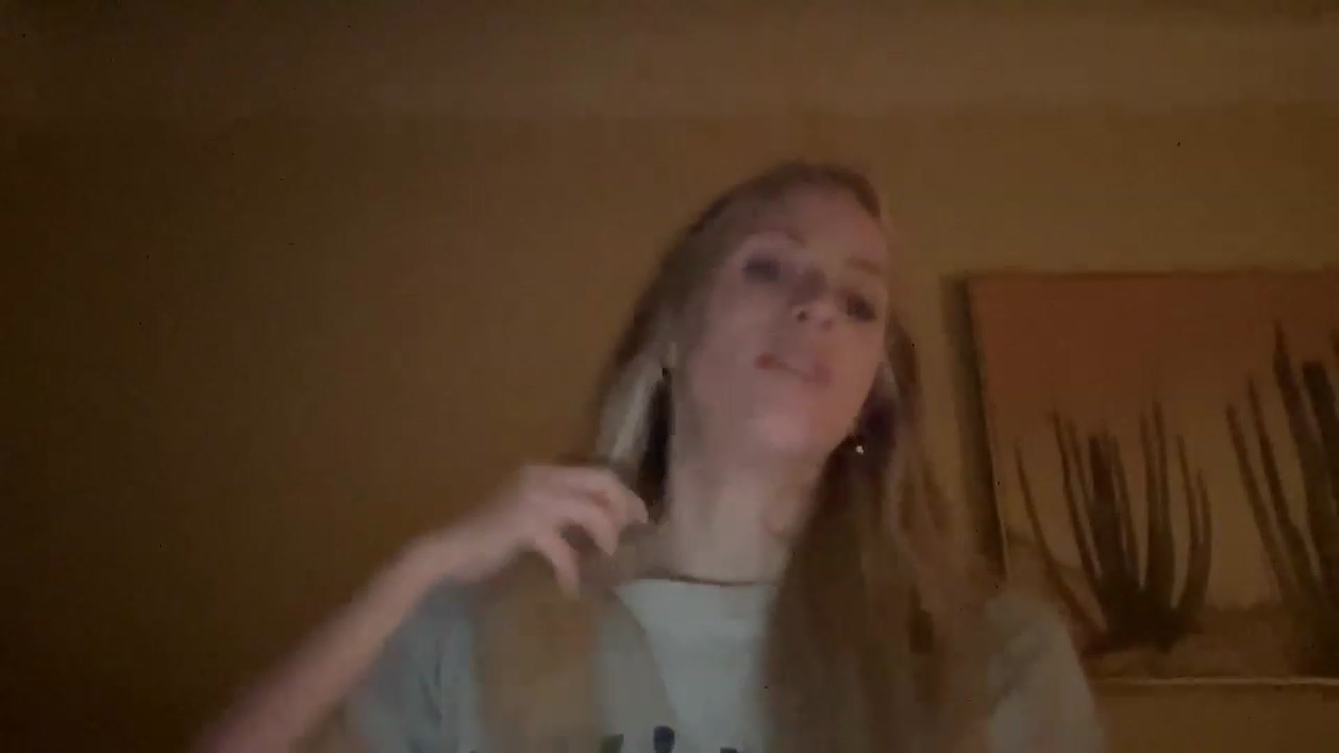 Gallery image thumbnail from casskitten's myfreecams stream on, 12/15/2022, 24:14 image 15 of 20