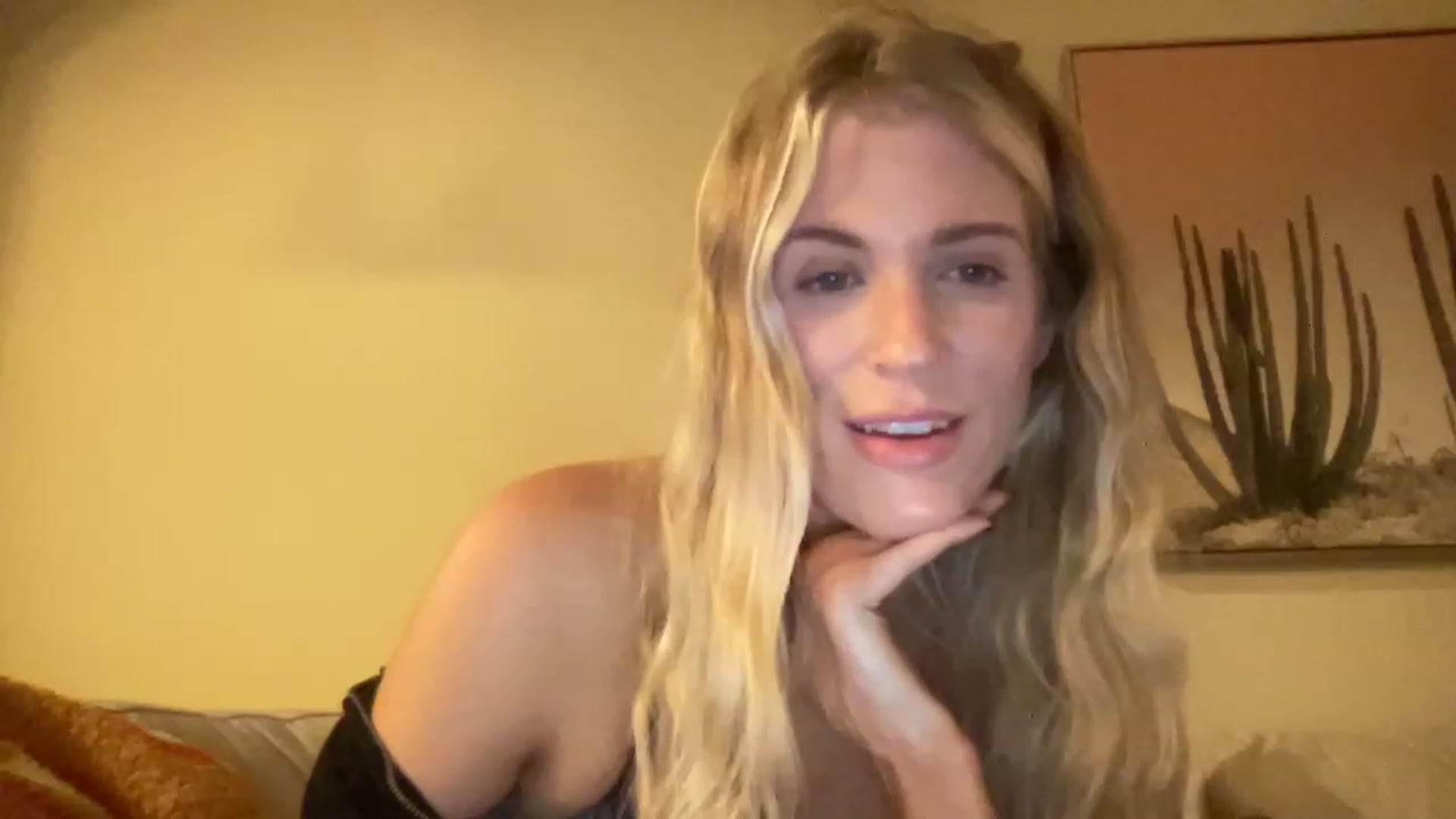 Gallery image thumbnail from casskitten's myfreecams stream on, 12/23/2022, 24:06 image 9 of 20
