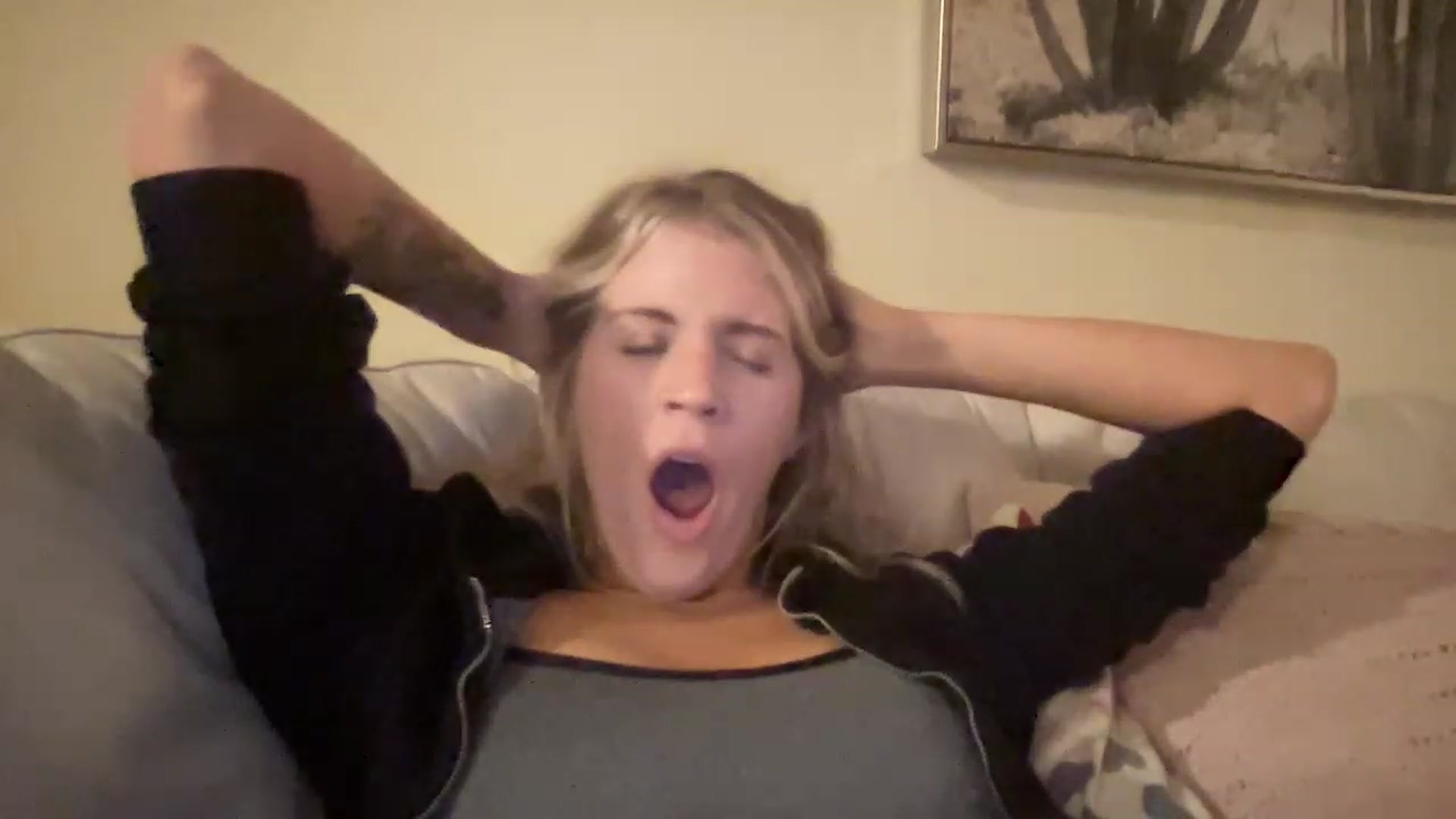 Gallery image thumbnail from casskitten's myfreecams stream on, 12/23/2022, 24:56 image 20 of 20