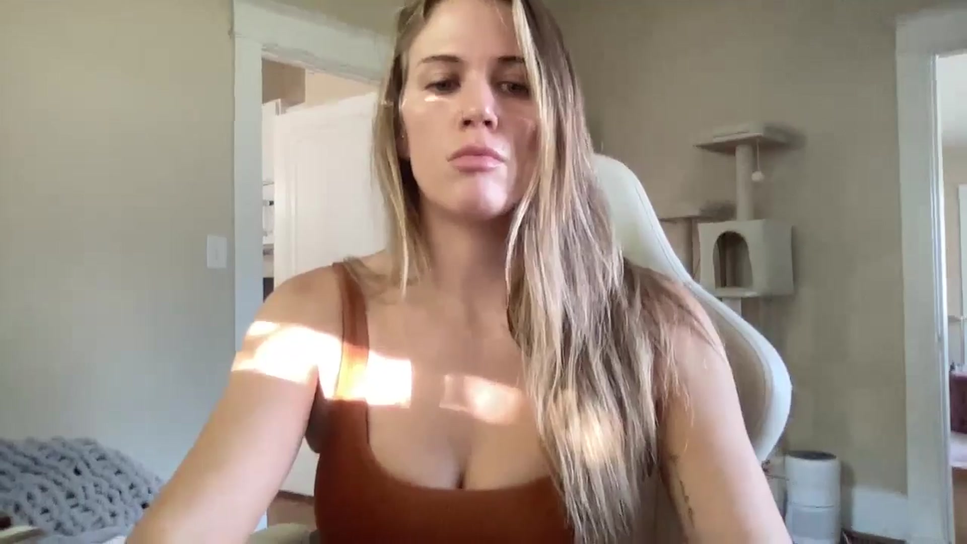 Gallery image thumbnail from casskitten's myfreecams stream on, 10/13/2025, 21:19 image 7 of 20