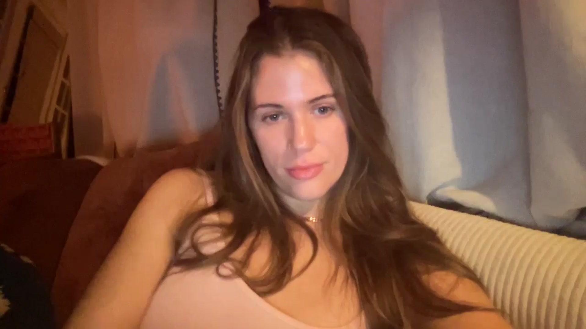 Gallery image thumbnail from casskitten's myfreecams stream on, 11/25/2025, 08:40 image 14 of 20