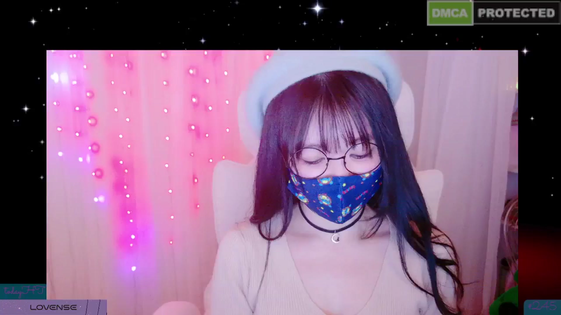 Gallery image thumbnail from cat____'s myfreecams stream on, 01/19/2025, 05:57 image 17 of 20