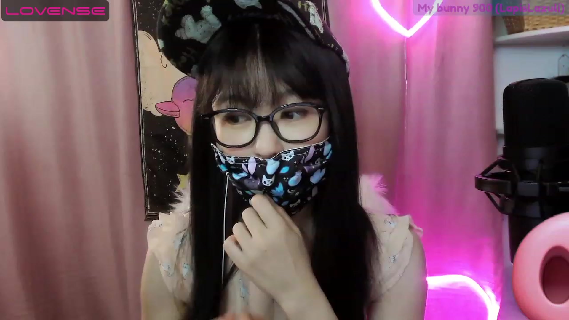 Gallery image thumbnail from cat______'s myfreecams stream on, 06/25/2023, 04:59 image 12 of 20