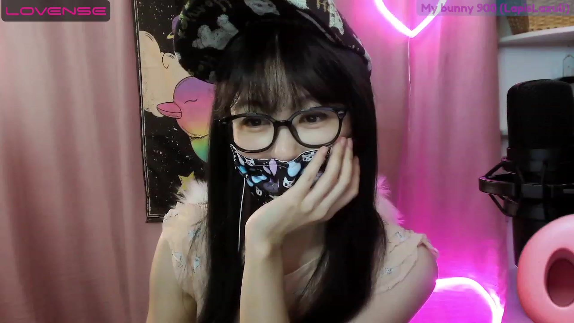 Gallery image thumbnail from cat______'s myfreecams stream on, 06/25/2023, 04:59 image 13 of 20