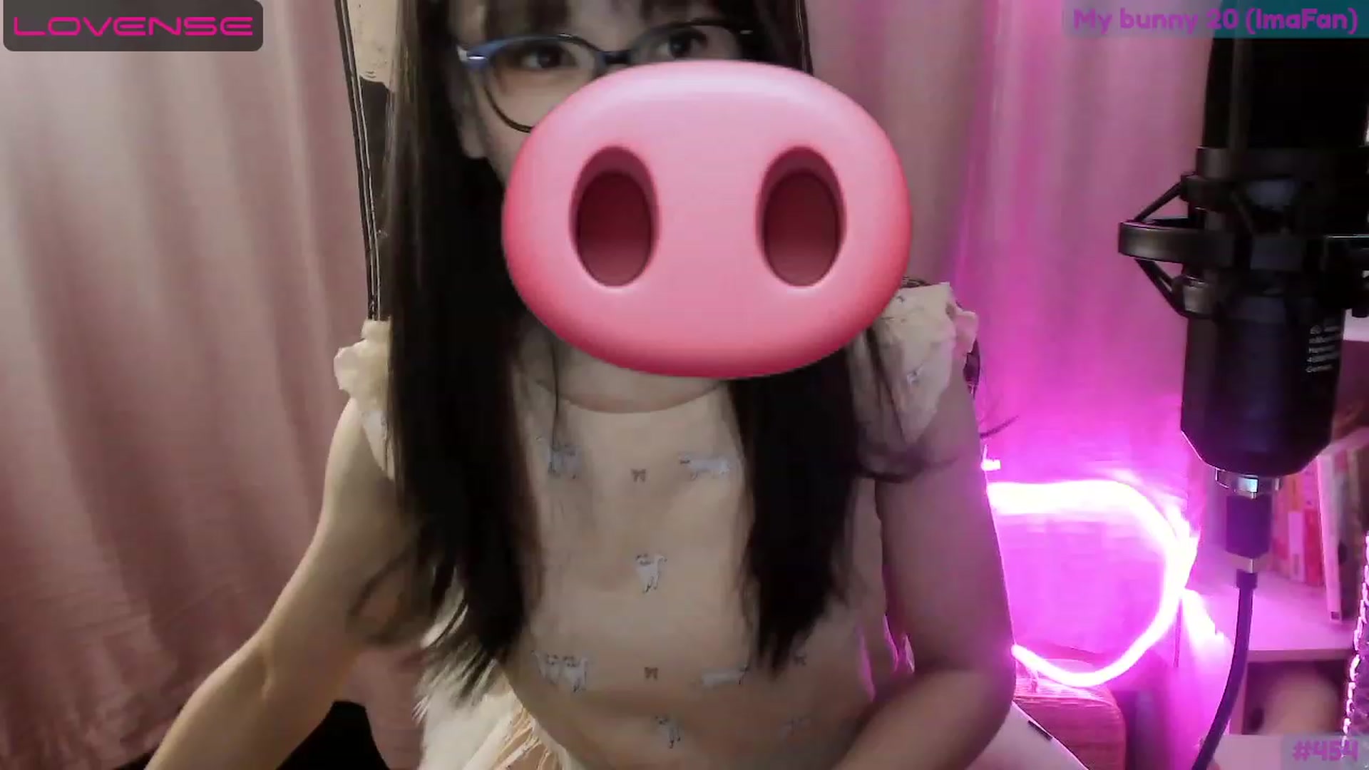 Gallery image thumbnail from cat______'s myfreecams stream on, 06/25/2023, 04:59 image 1 of 20