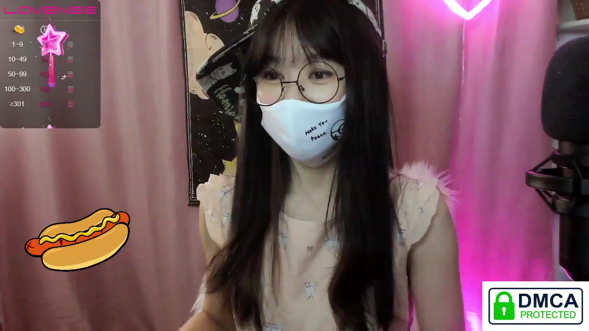 Gallery image thumbnail from cat______'s myfreecams stream on, 06/25/2023, 07:25 image 14 of 20