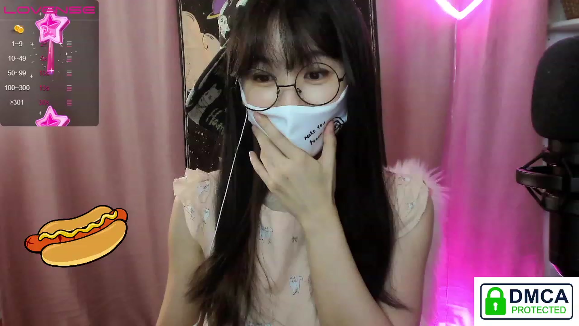 Gallery image thumbnail from cat______'s myfreecams stream on, 06/25/2023, 07:25 image 7 of 20