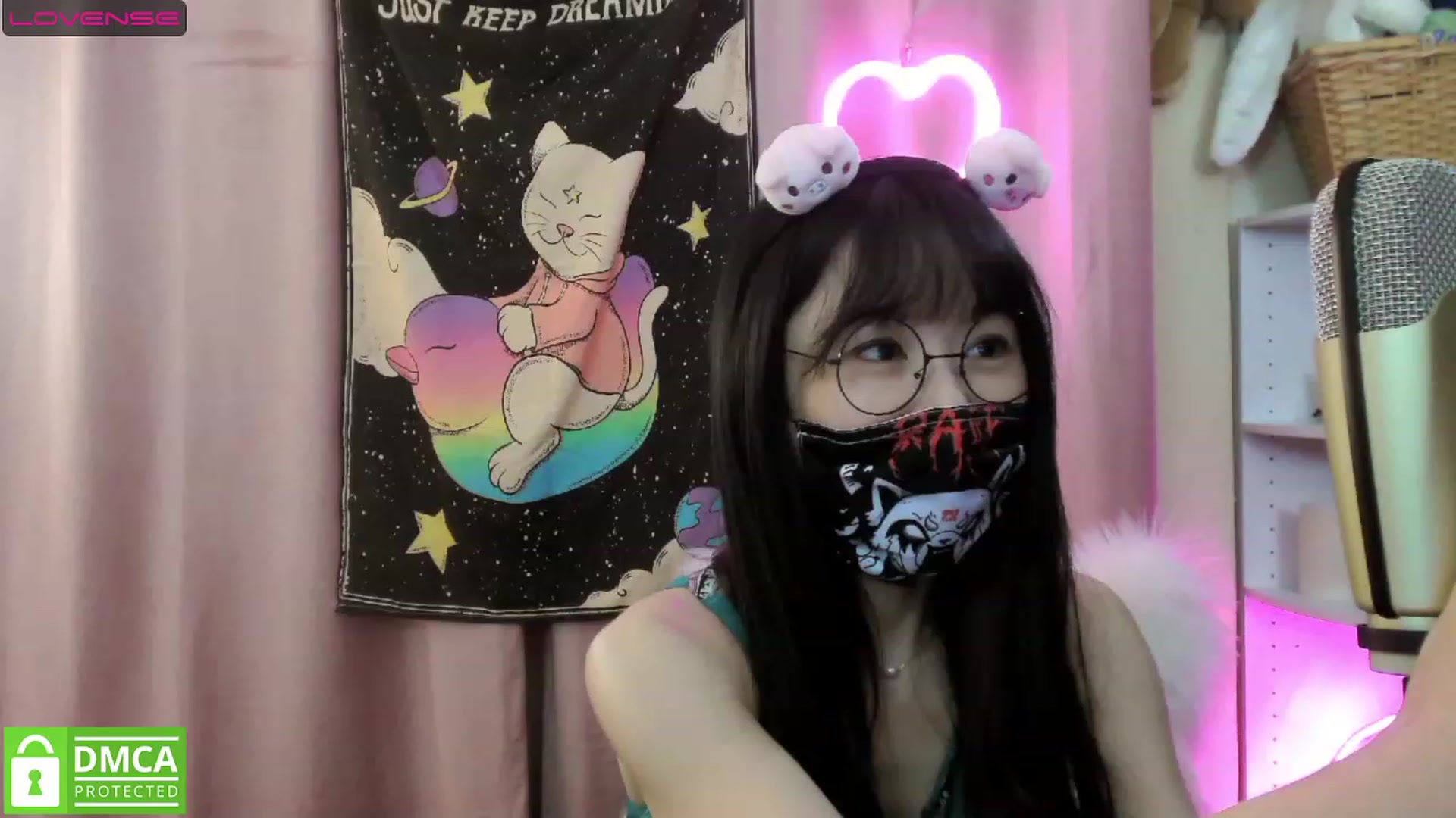 Gallery image thumbnail from cat______'s myfreecams stream on, 07/02/2023, 06:17 image 12 of 20