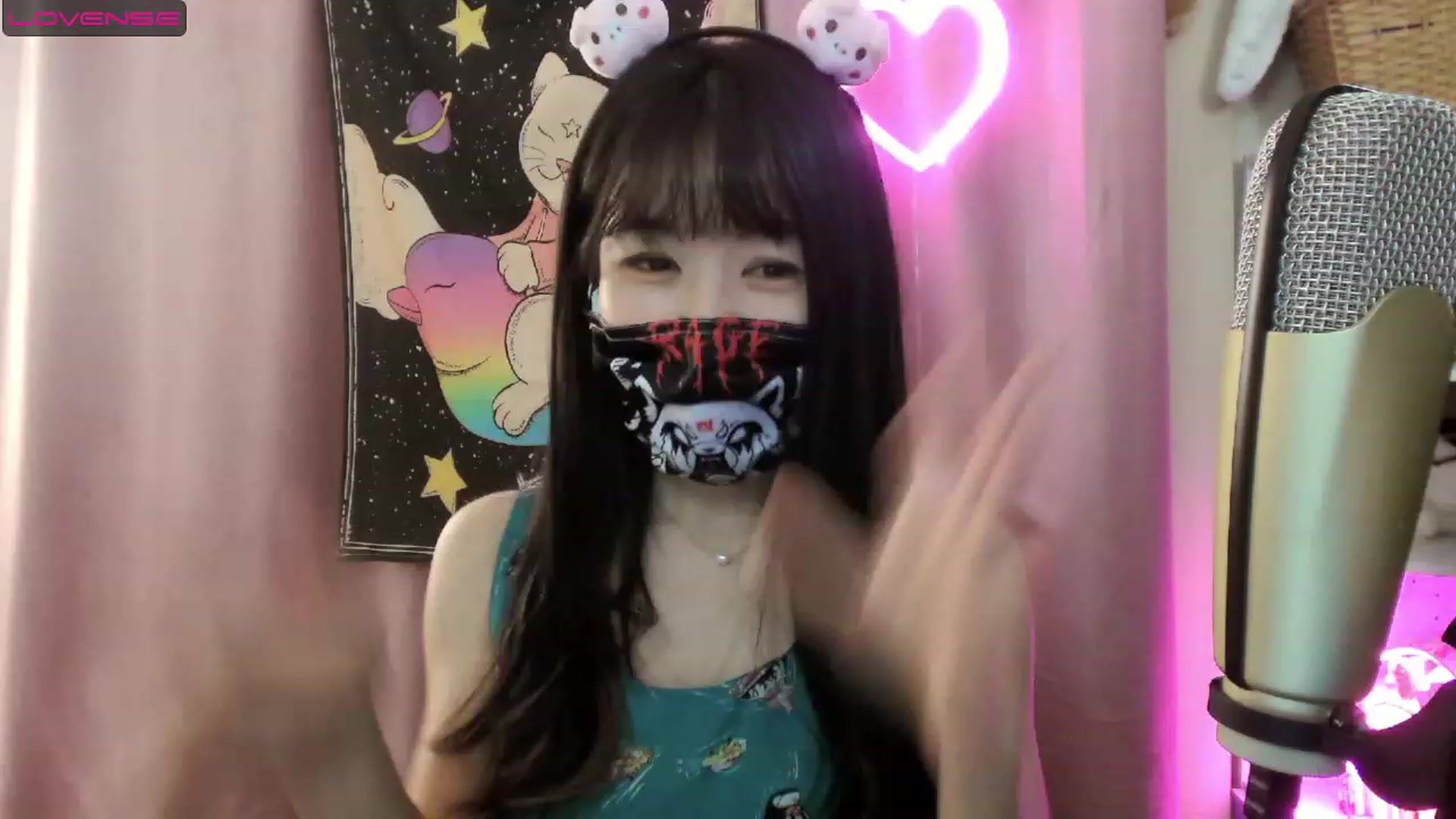 Gallery image thumbnail from cat______'s myfreecams stream on, 07/02/2023, 06:17 image 5 of 20