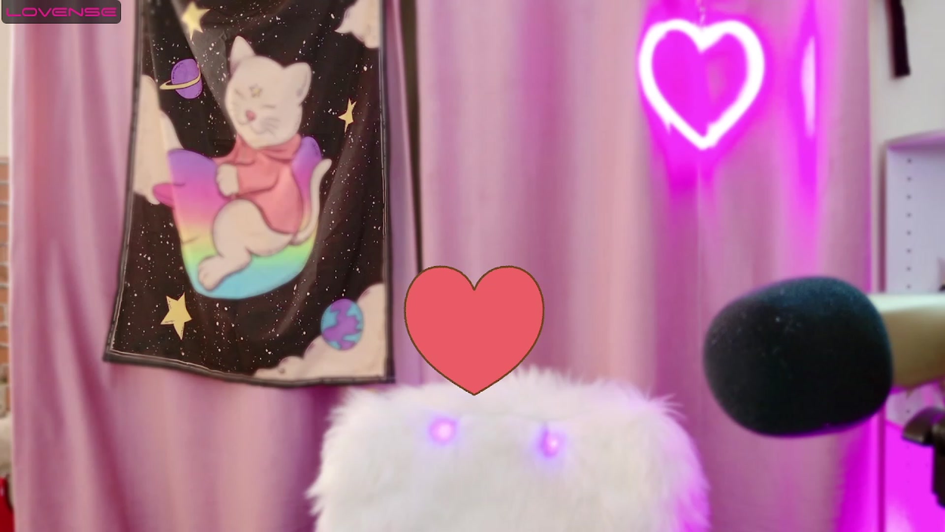 Gallery image thumbnail from cat______'s myfreecams stream on, 07/09/2023, 07:11 image 6 of 20