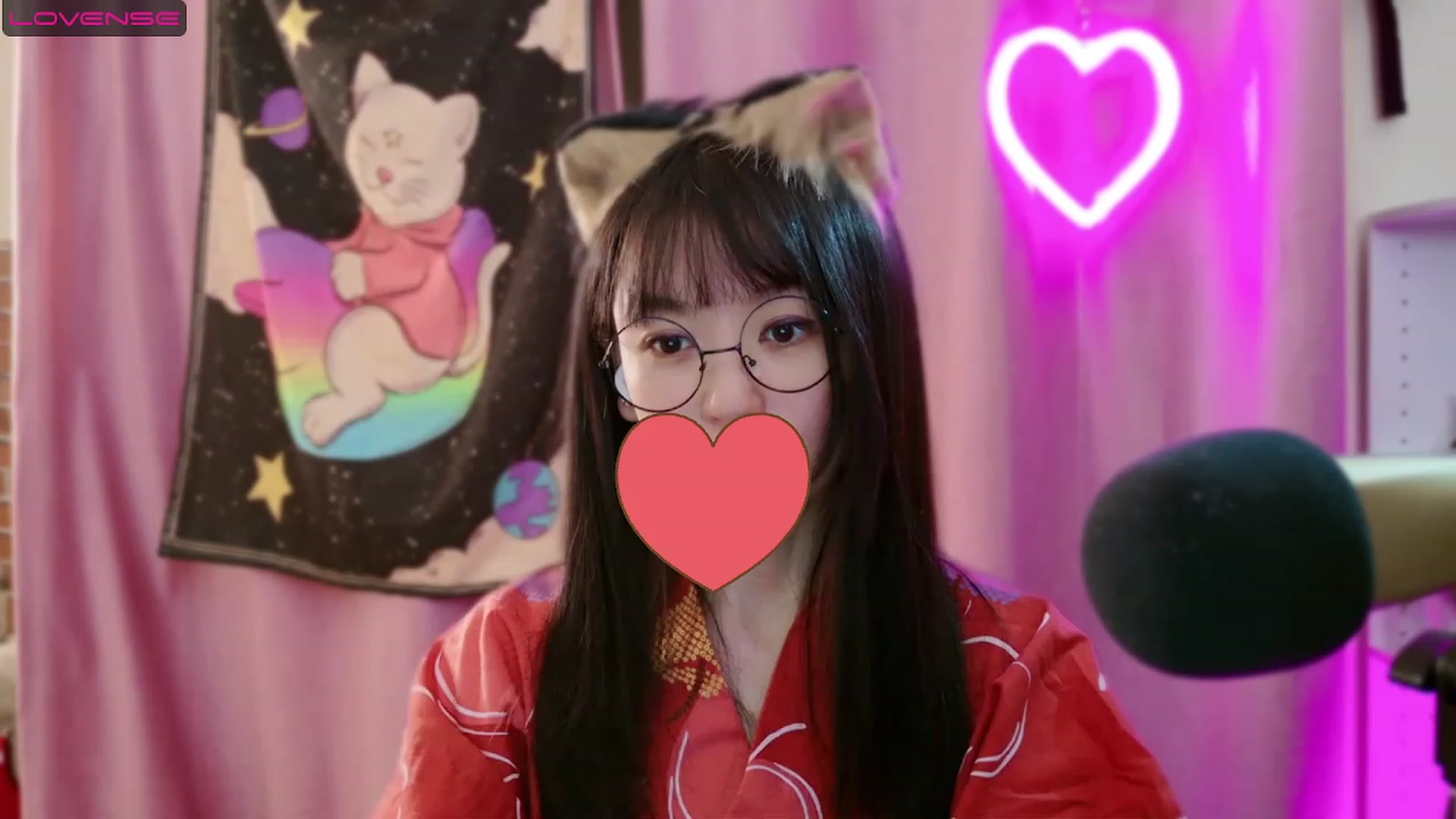 Gallery image thumbnail from cat______'s myfreecams stream on, 07/09/2023, 07:11 image 14 of 20