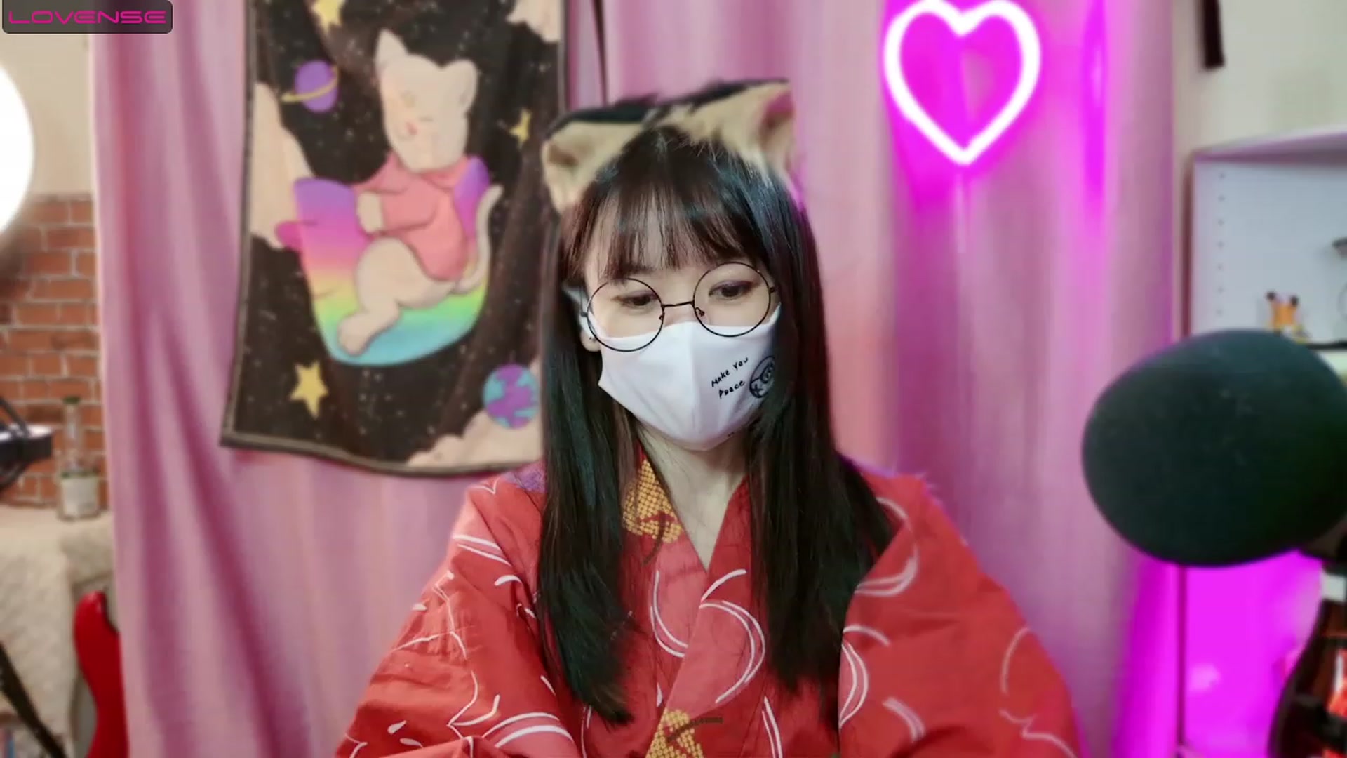Gallery image thumbnail from cat______'s myfreecams stream on, 07/09/2023, 07:24 image 10 of 20
