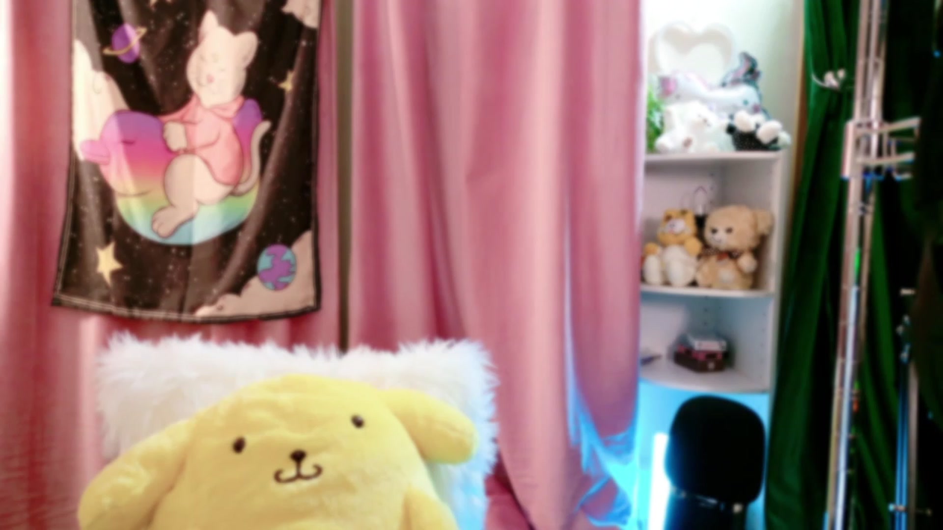 Gallery image thumbnail from cat______'s myfreecams stream on, 07/23/2023, 05:22 image 12 of 20