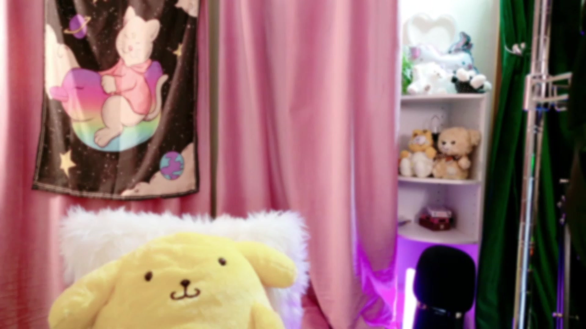 Gallery image thumbnail from cat______'s myfreecams stream on, 07/23/2023, 05:22 image 11 of 20