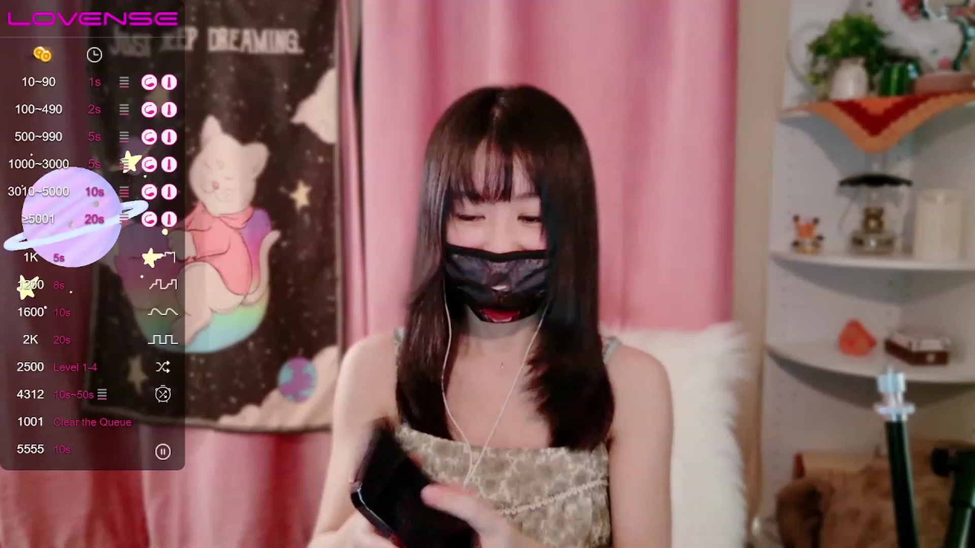Gallery image thumbnail from cat______'s myfreecams stream on, 08/06/2023, 06:32 image 5 of 20