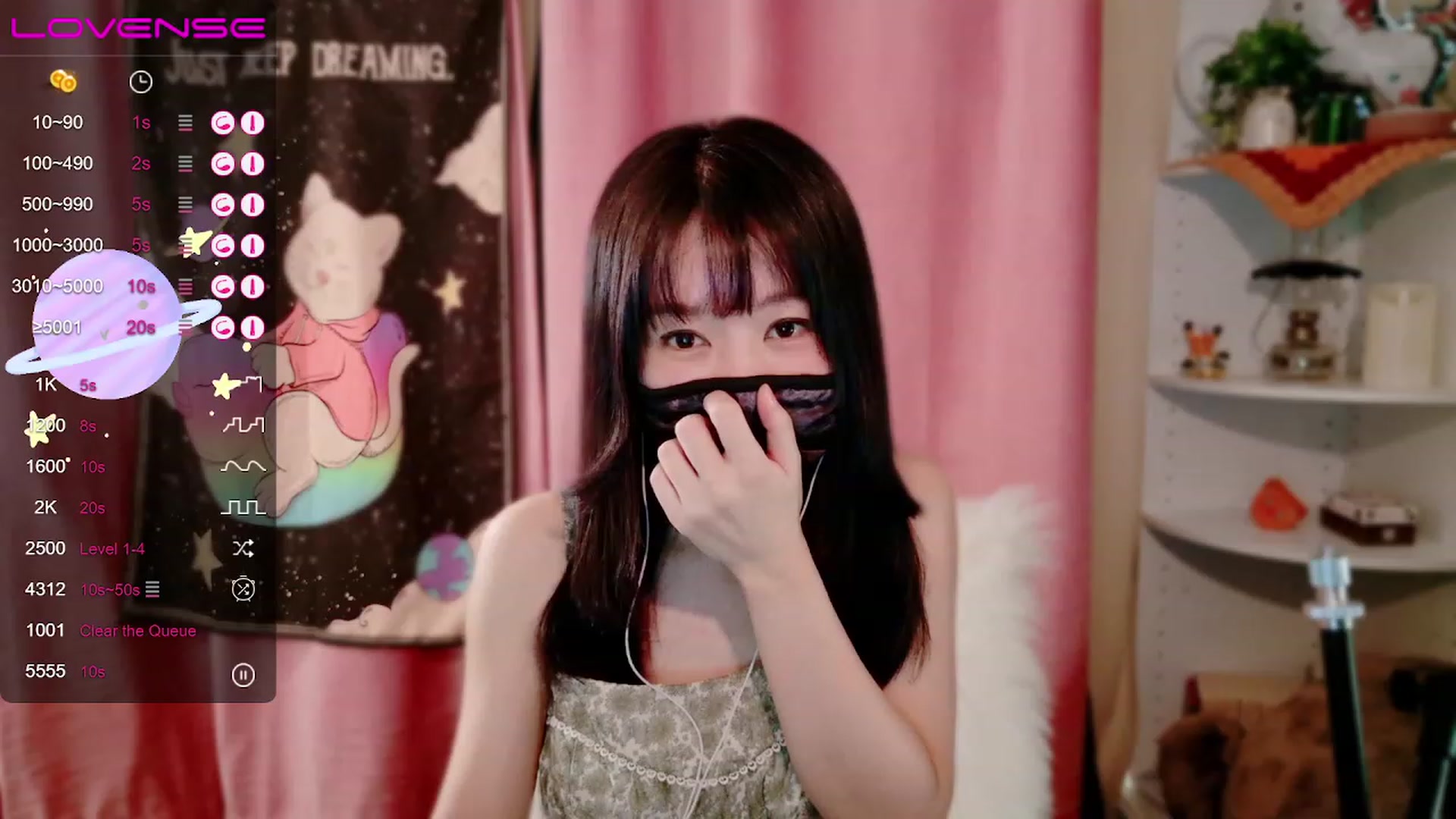 Gallery image thumbnail from cat______'s myfreecams stream on, 08/06/2023, 06:32 image 6 of 20