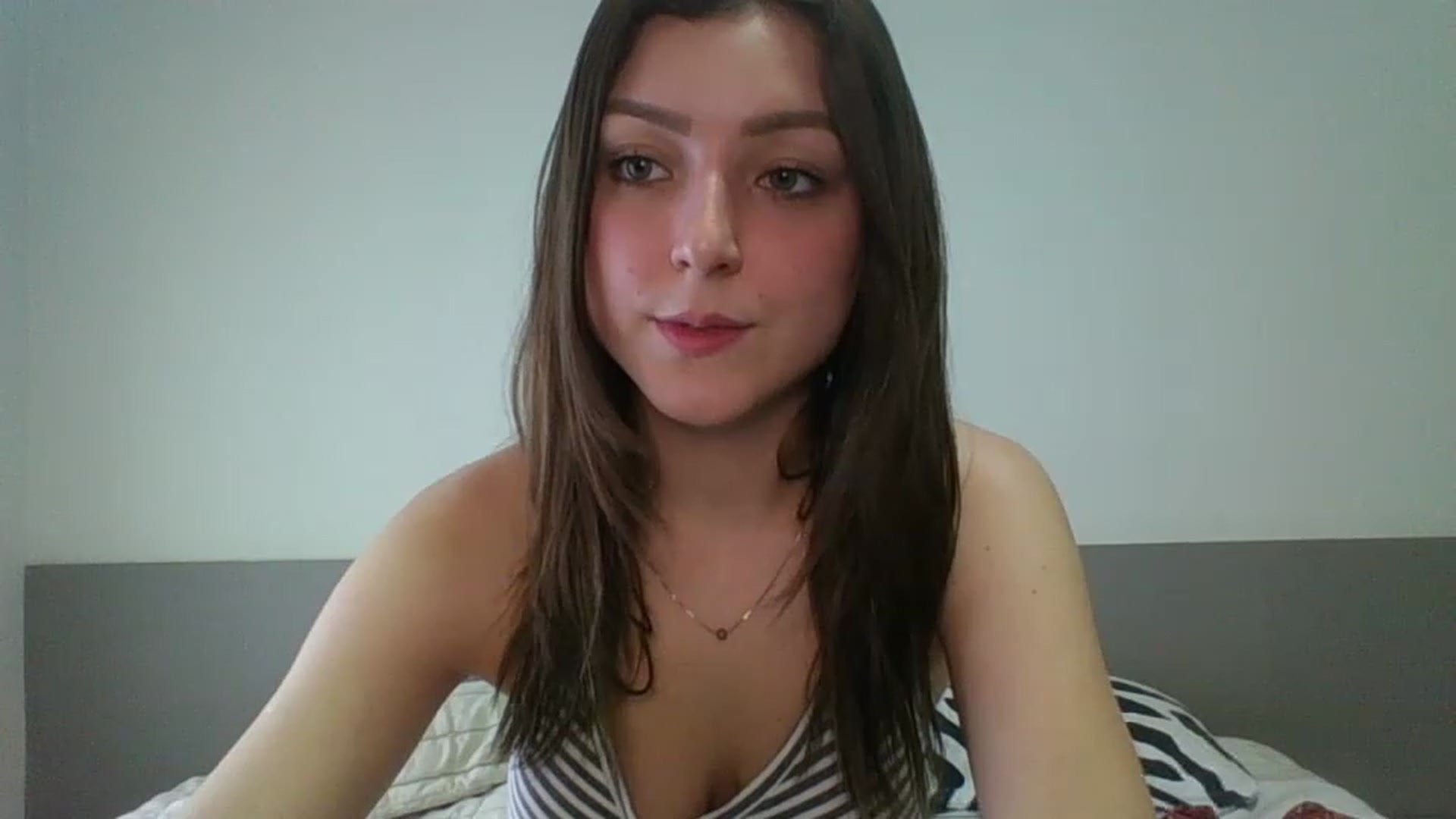 Gallery image thumbnail from cateyes1's myfreecams stream on, 04/07/2023, 17:31 image 12 of 20