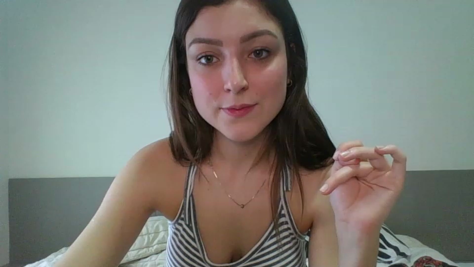 Gallery image thumbnail from cateyes1's myfreecams stream on, 04/07/2023, 17:31 image 1 of 20