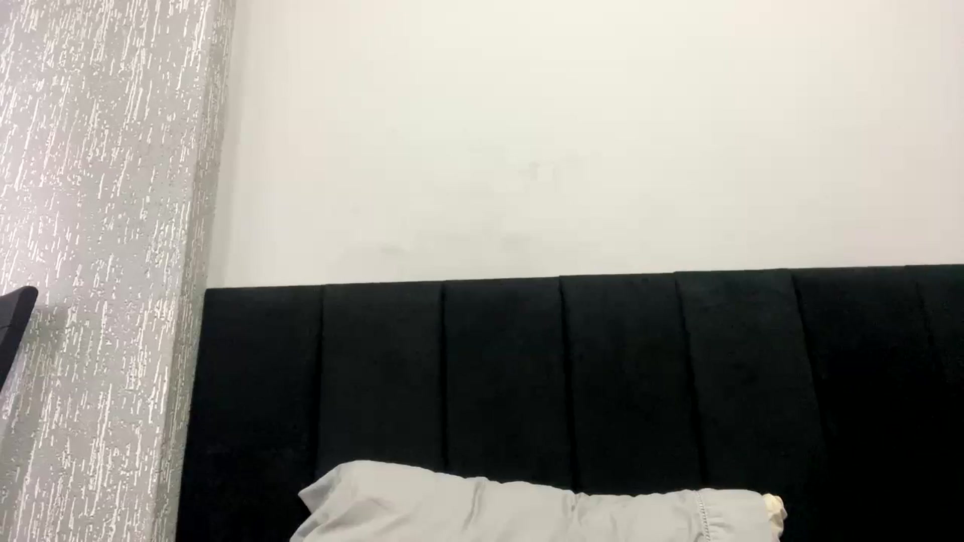Gallery image thumbnail from cateyes1's myfreecams stream on, 12/20/2023, 24:48 image 3 of 20