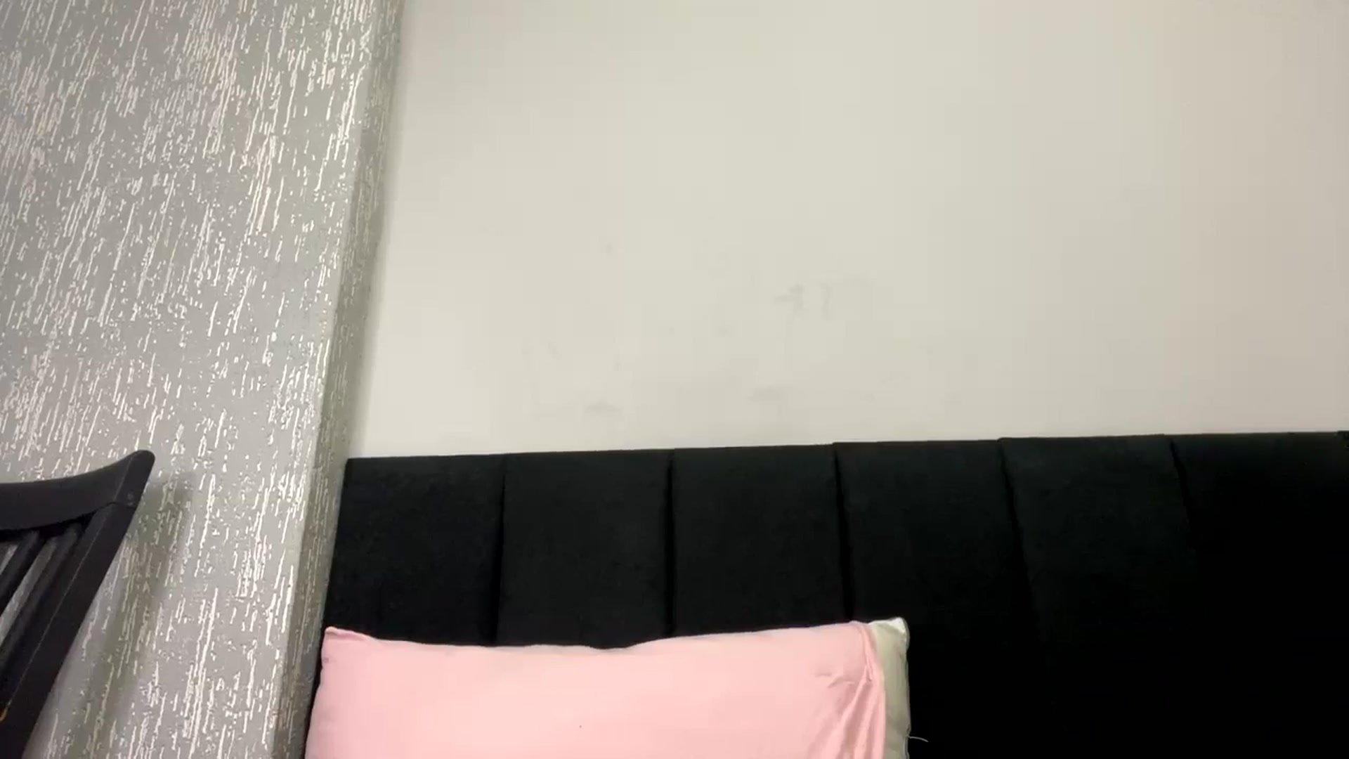 Gallery image thumbnail from cateyes1's myfreecams stream on, 01/04/2024, 03:49 image 20 of 20
