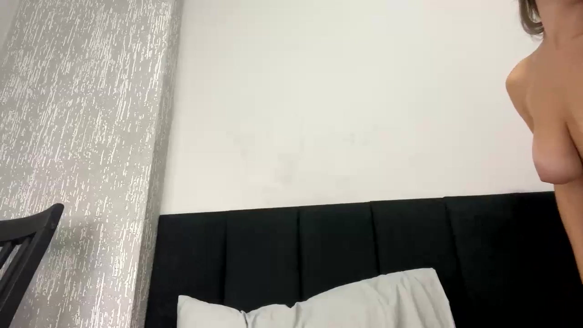 Gallery image thumbnail from cateyes1's myfreecams stream on, 01/13/2024, 22:41 image 12 of 20